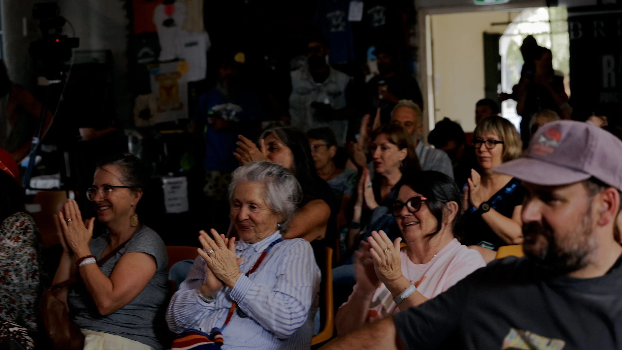 An appreciative crowd clapping Nundle Rocks 2026