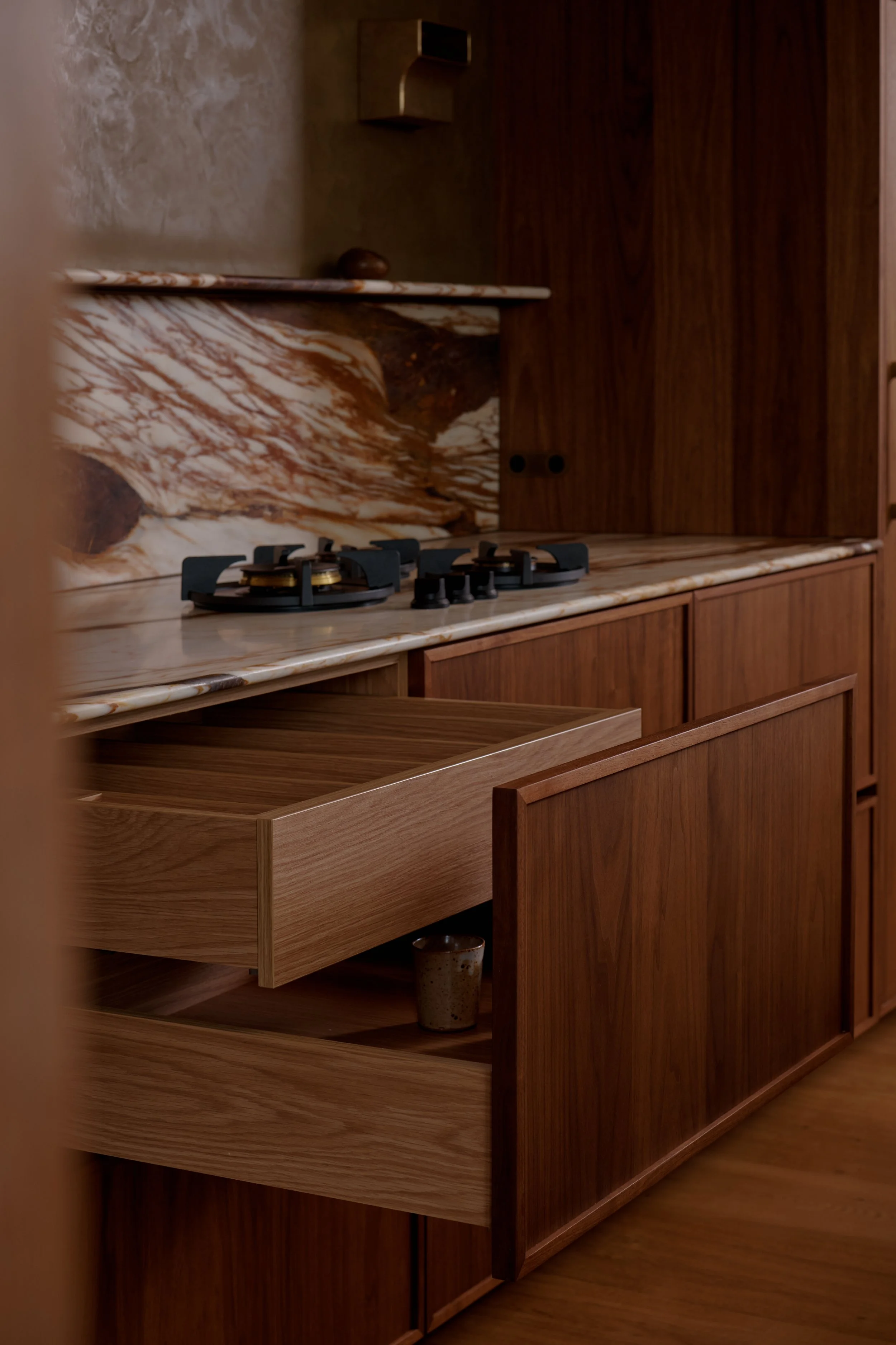 REBECCA JANSMA_ELIZABETH ST_0119.jpg