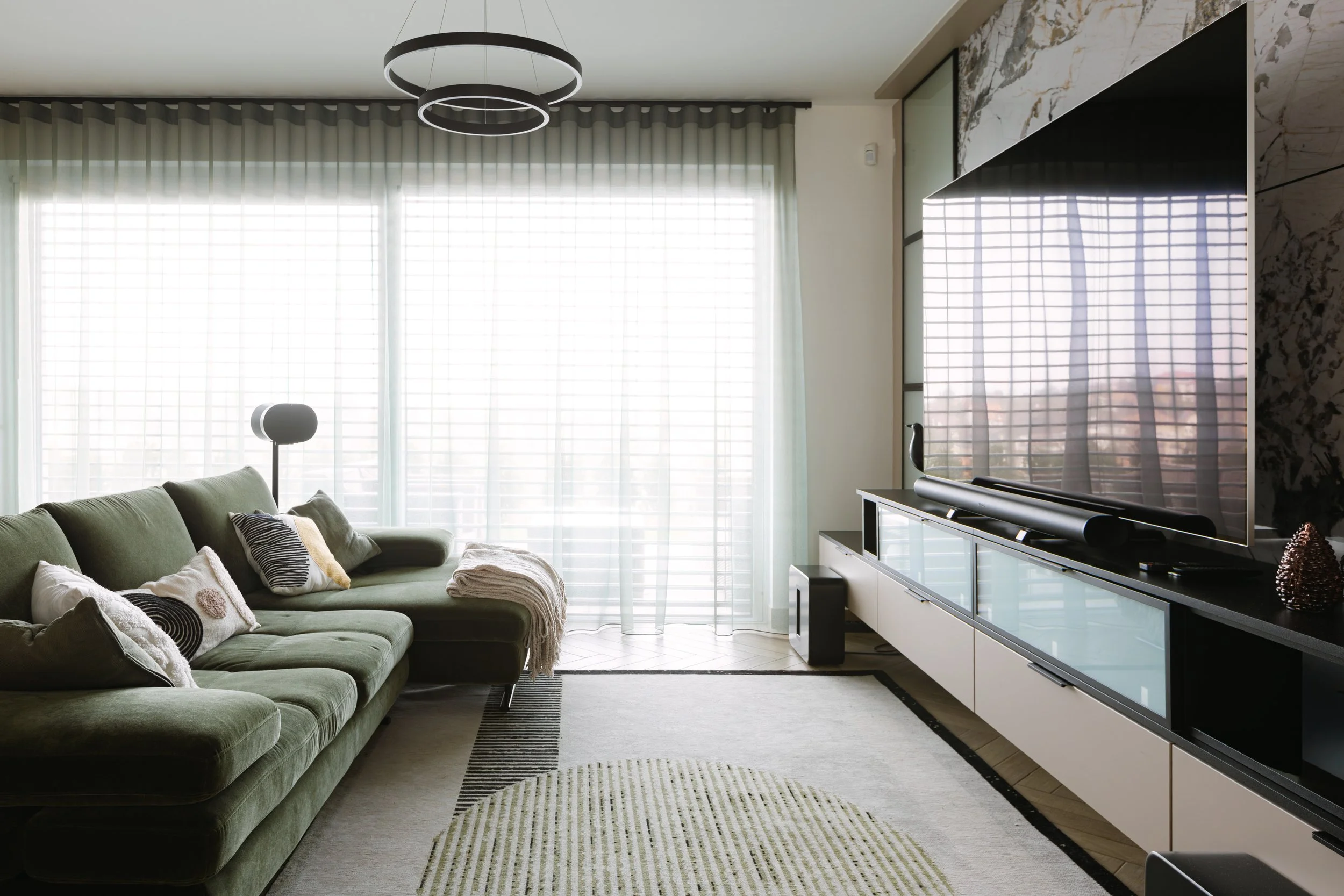R6M26963-HDR.jpg