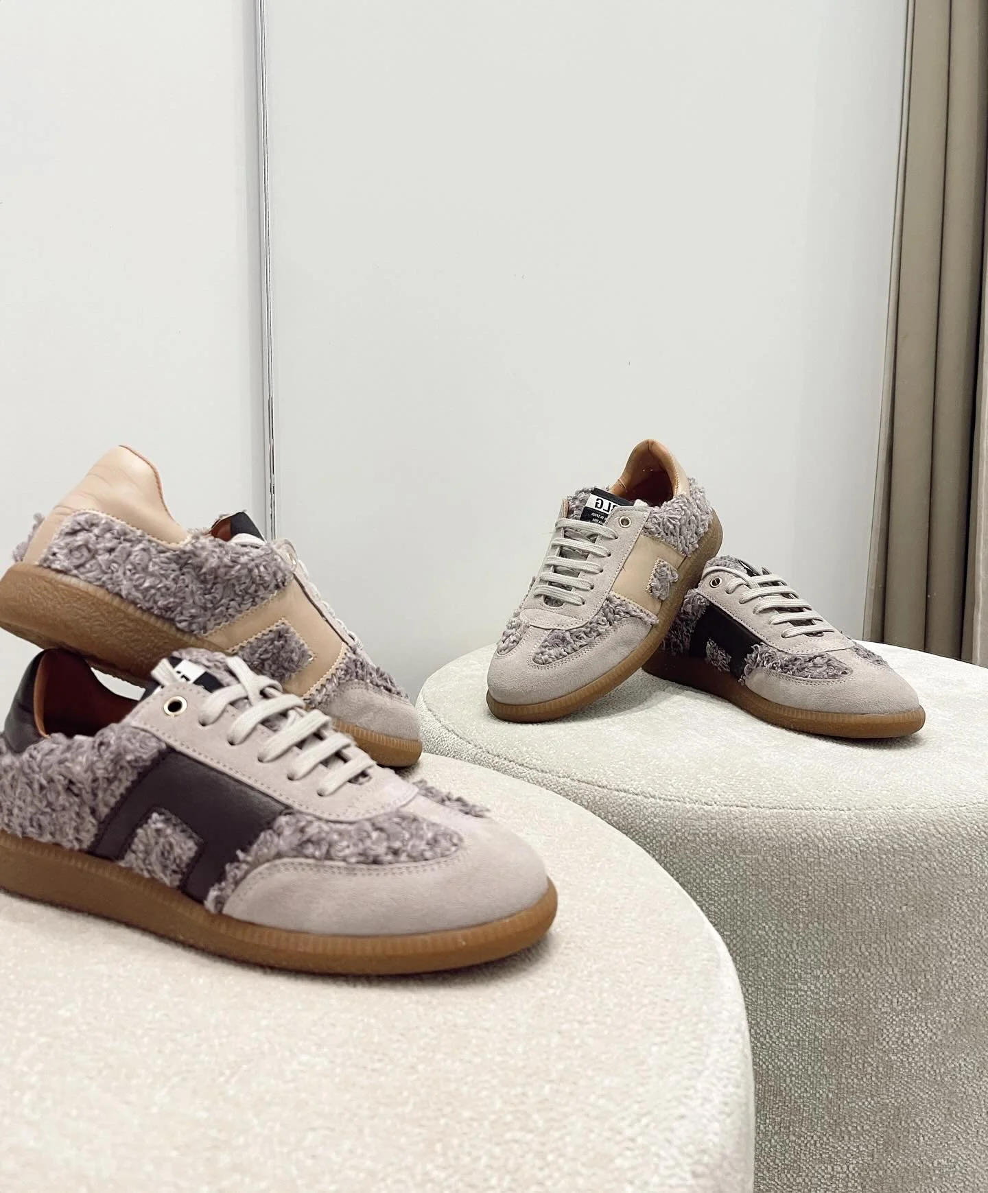 Sneaker love 🤍🤎 #FW25 #Dominiqueenco