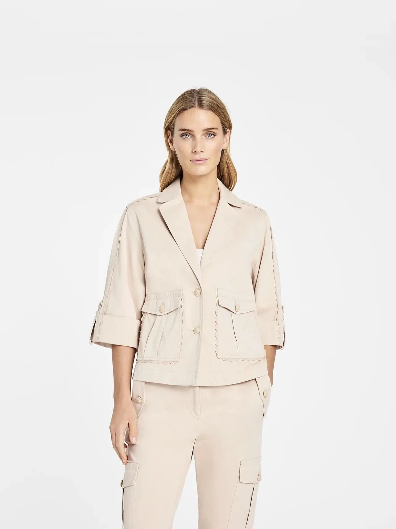 Not all queens wear crowns - some wear suits 🫶🏼 #SS26 #Dominiqueenco