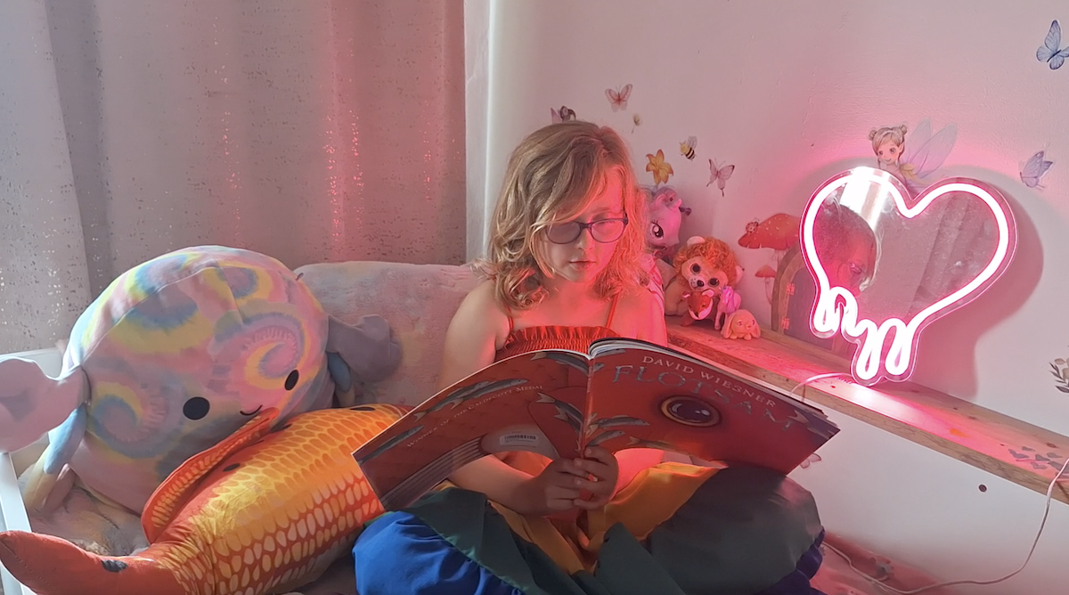jessica-flotsam-bedroom1.png