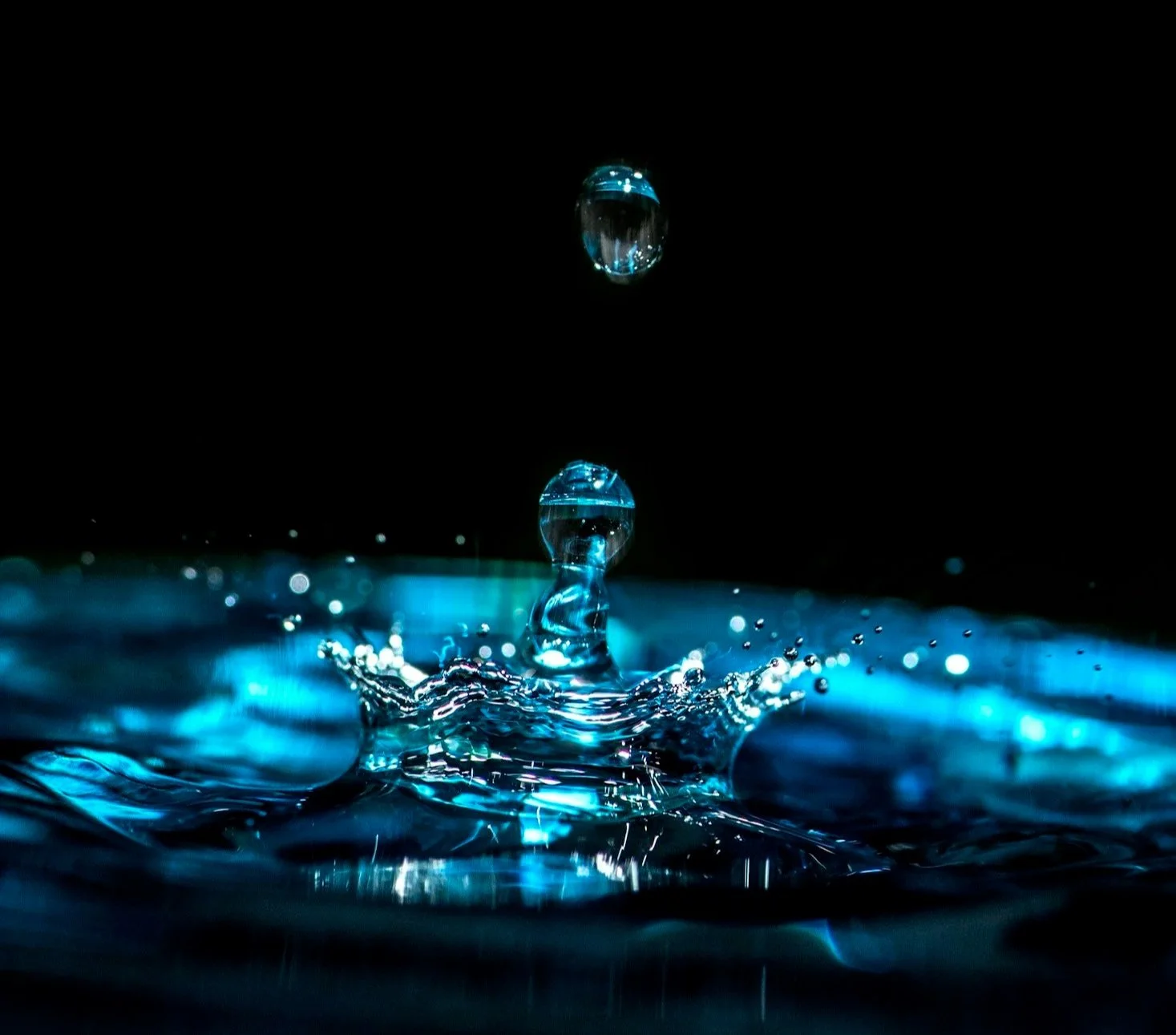 Image of a cosmic whale swimming through a starscape