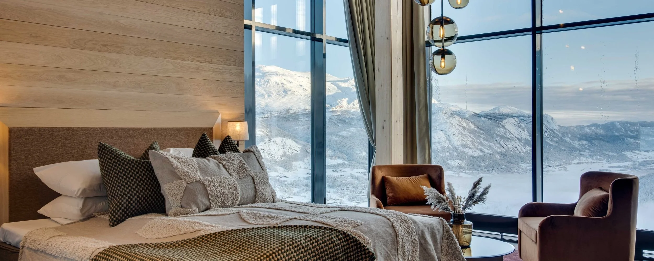 MIDLIFE NORWAY (8).jpg