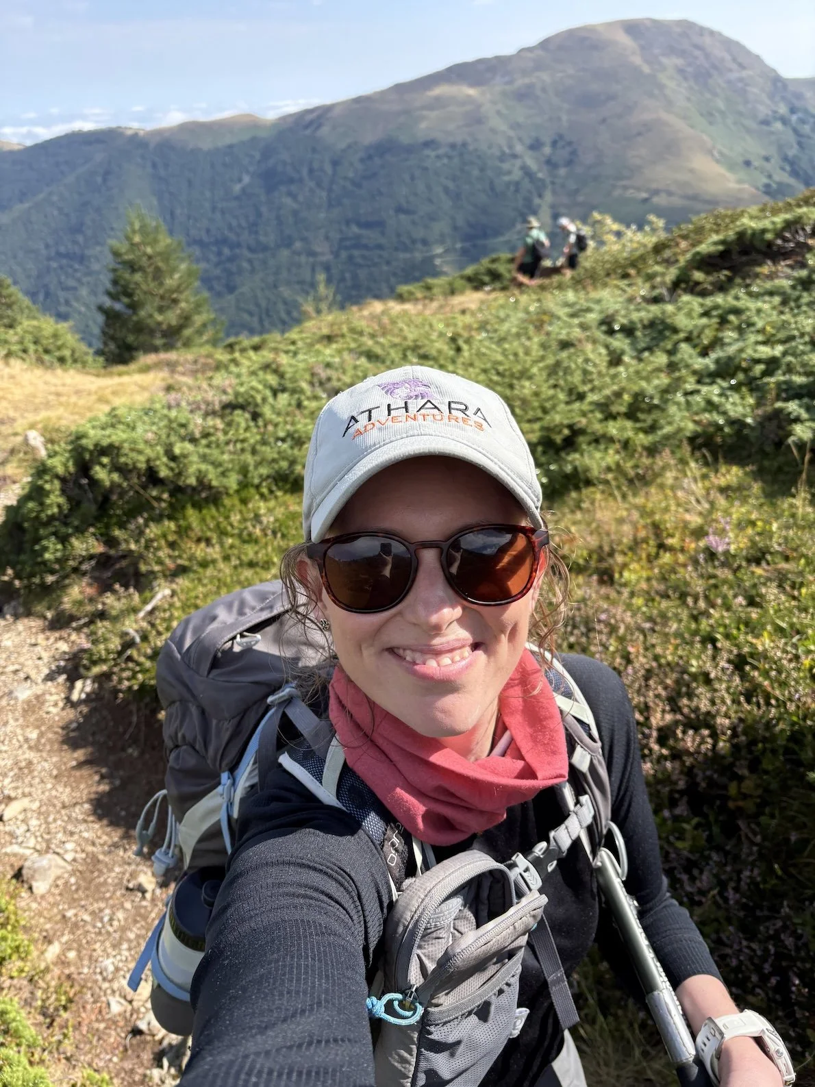 Sarah hiking at lac de Bethmale