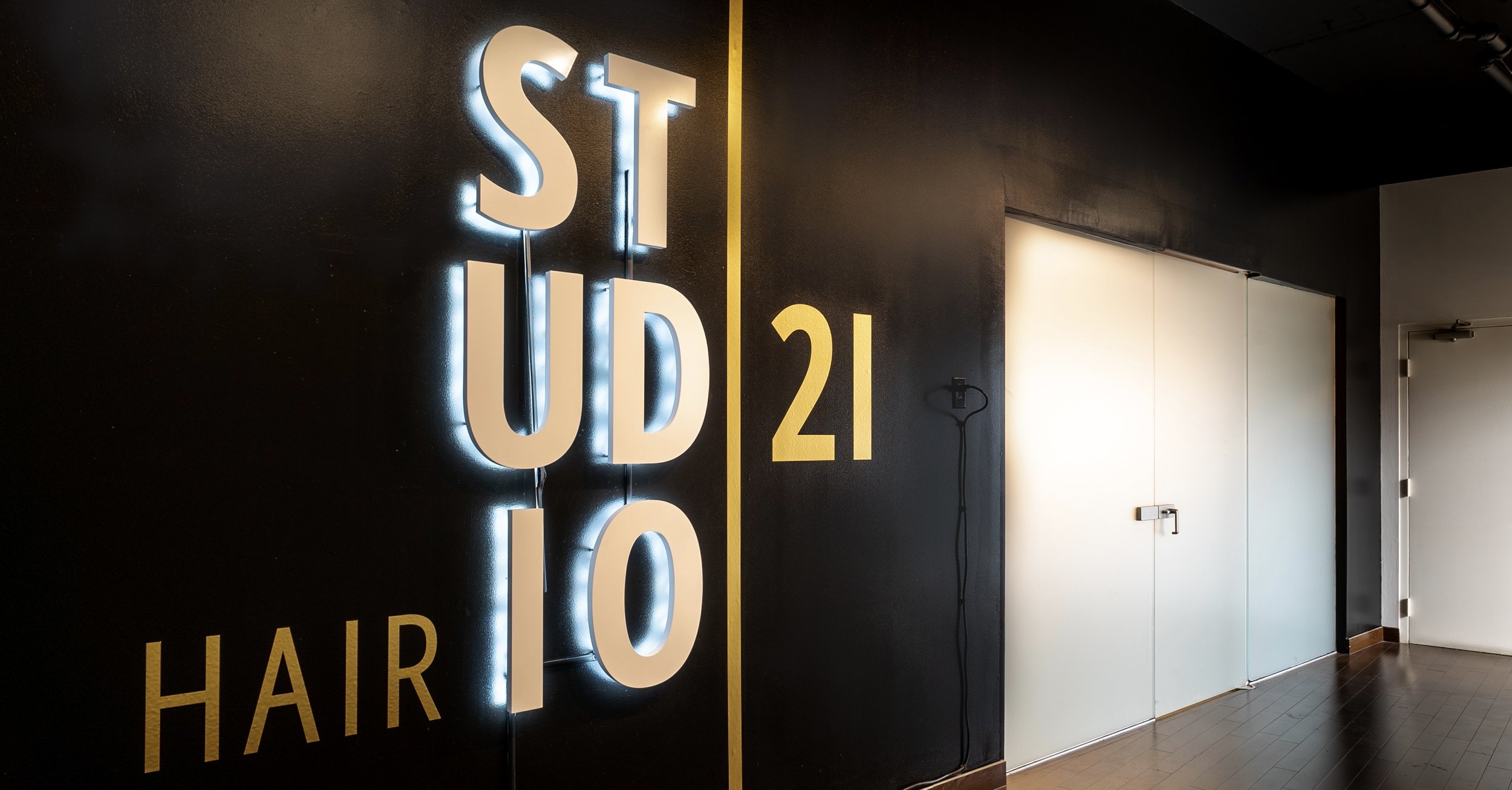 studio21.jpg