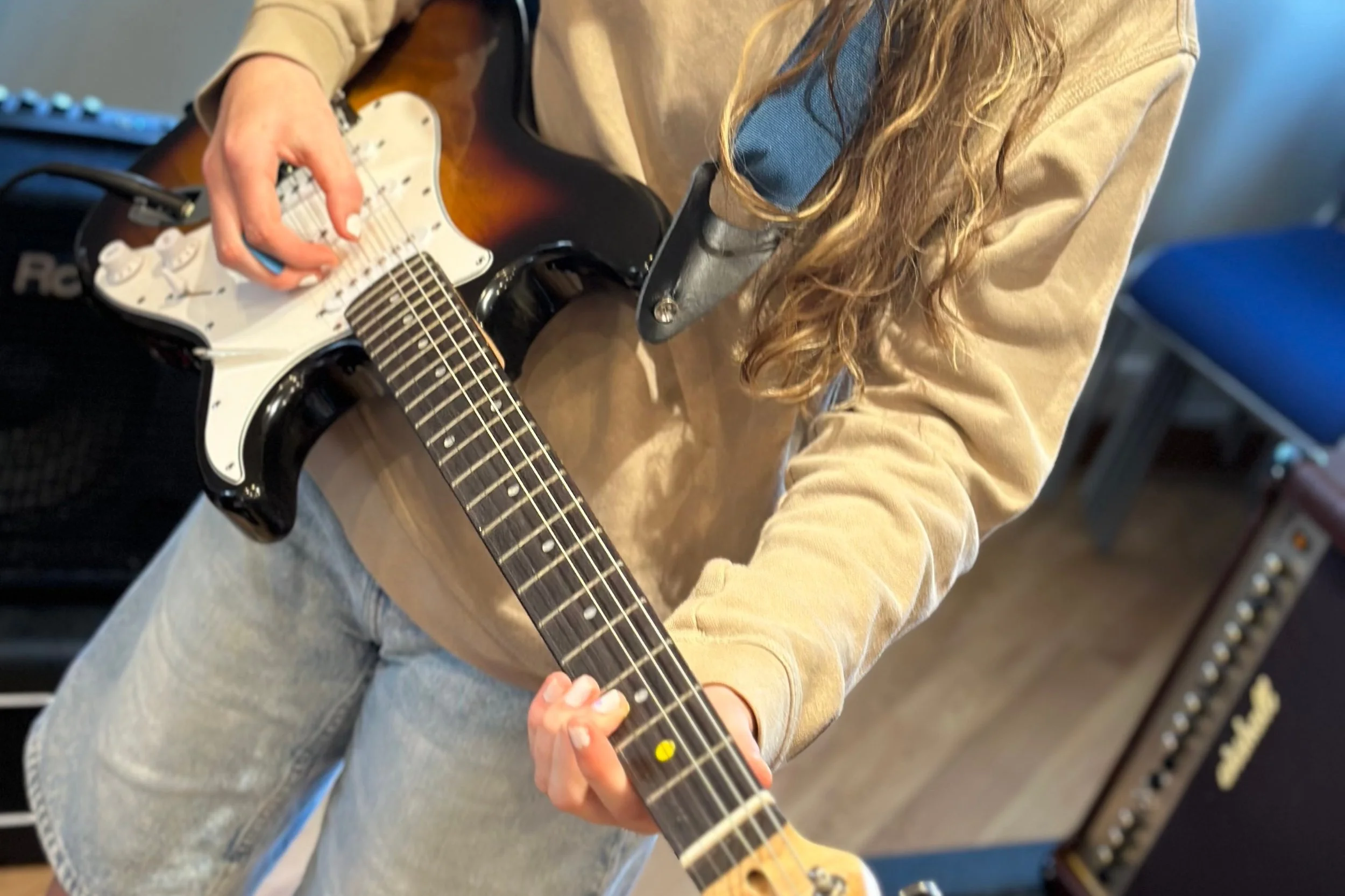 top 10 riffs for beginner guitarists 