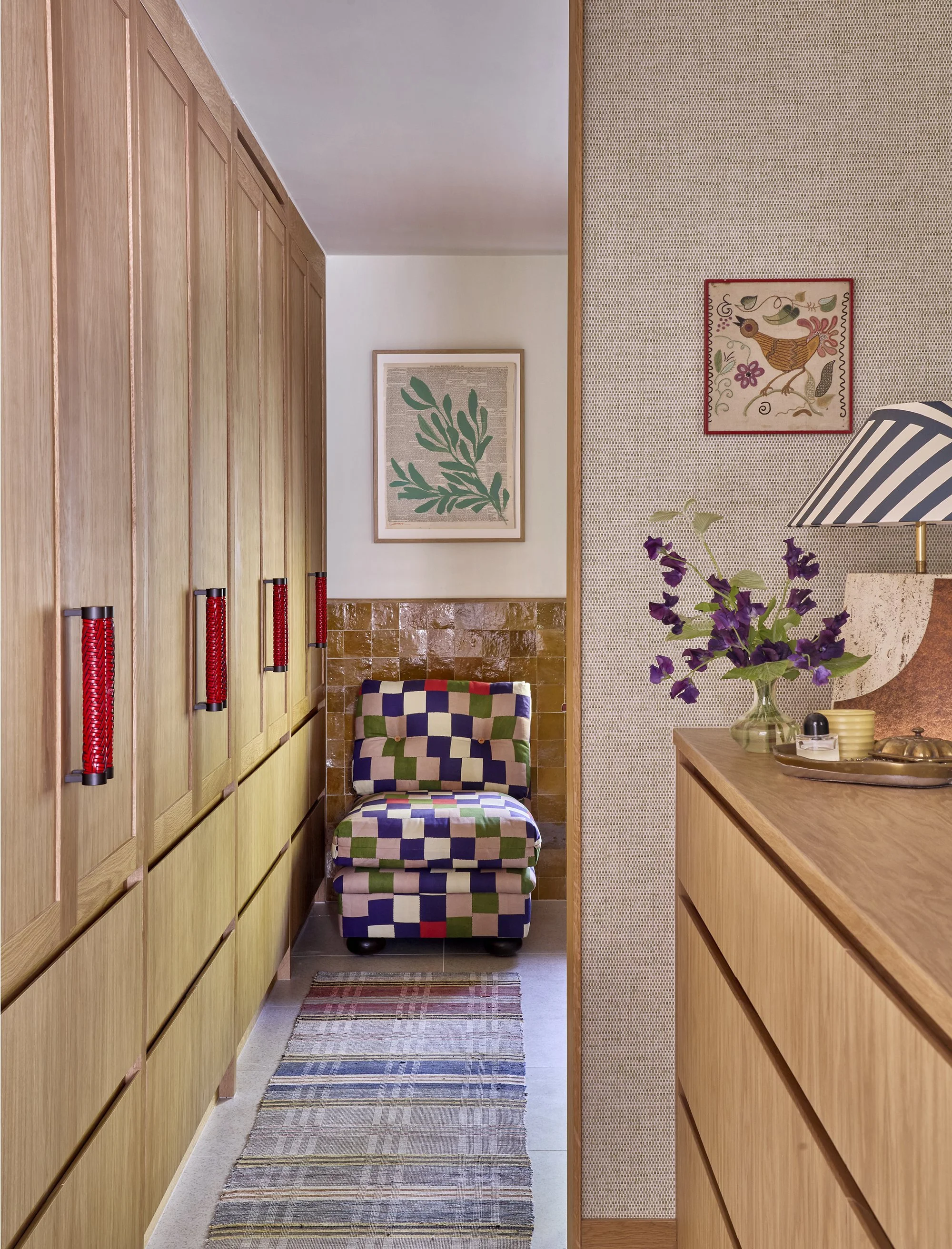 Lonika Chande_Red Ricasso Twill Handles_Web.jpg