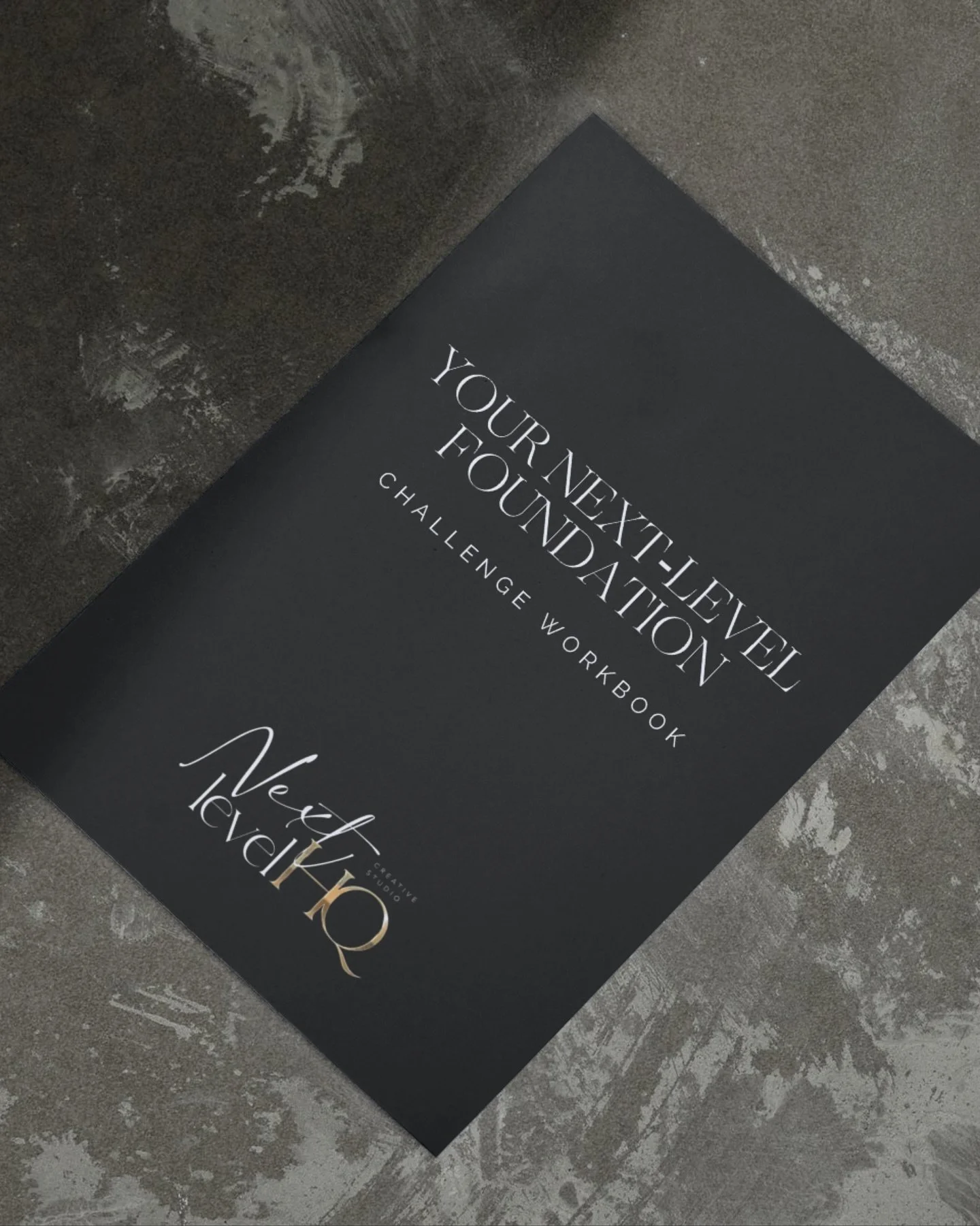 Brand consistency goes beyond your website.

Alongside the @nextlevelhq_bydebbieaskey new site, I branded Debbie her PDF guides and course materials so everything inside Next Level HQ feels cohesive, professional and premium.

Because your brand shou