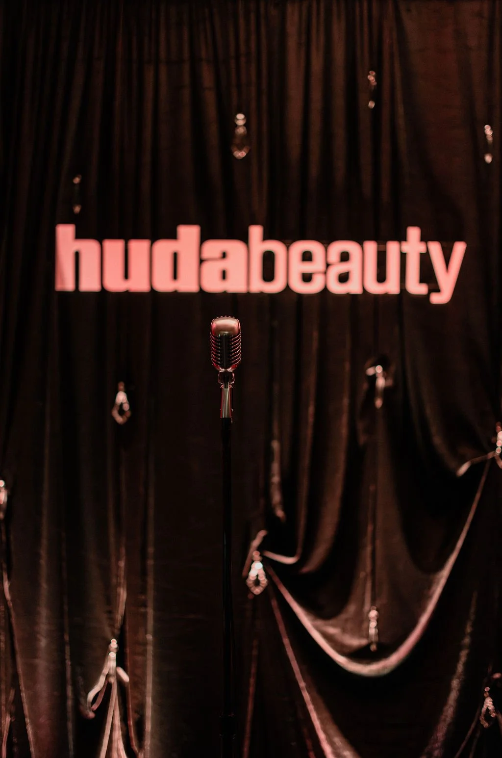 SEENGROUPxHUDABEAUTY_1-14-26_066.jpg