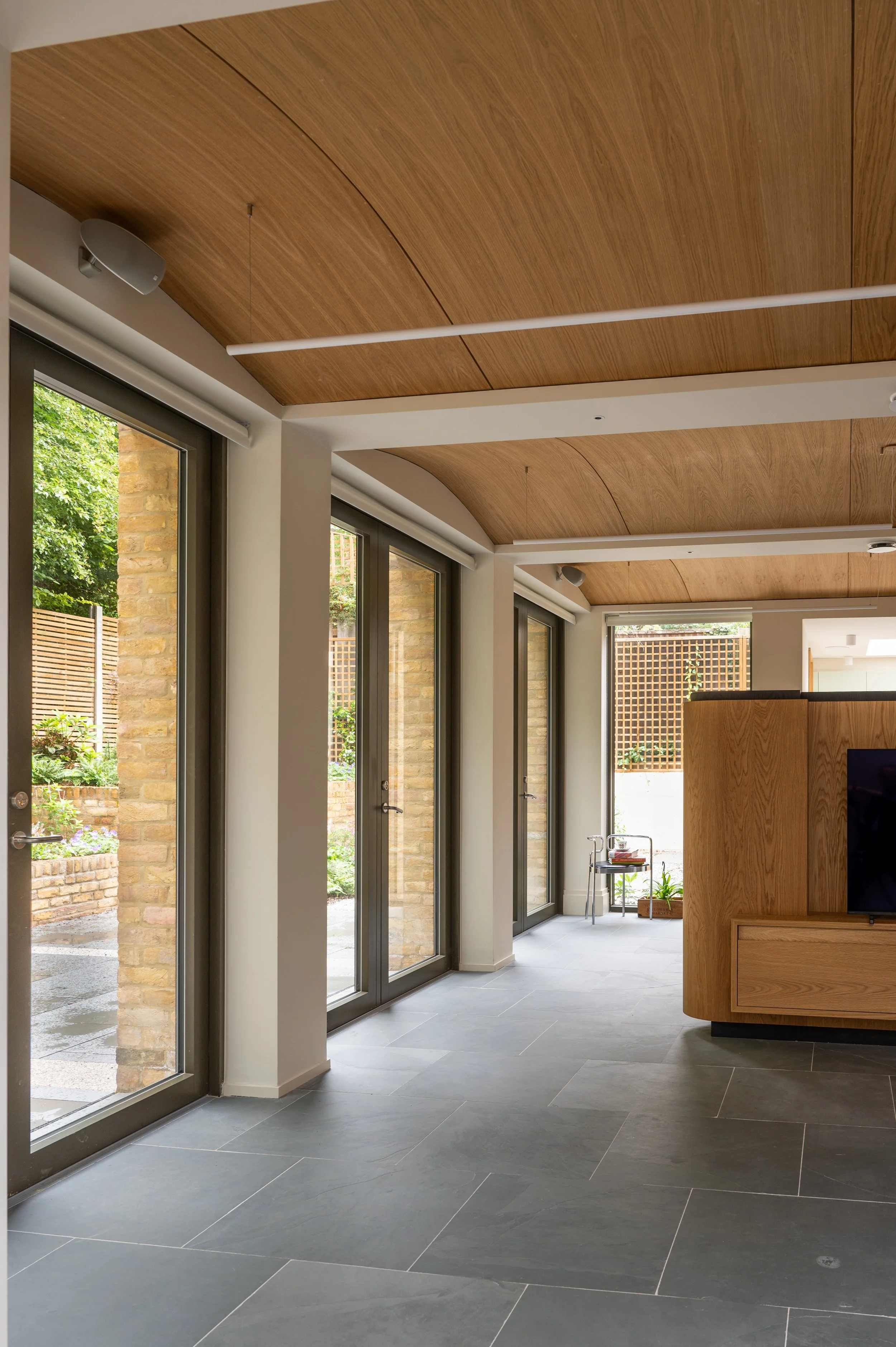 FROGNAL-005.jpg