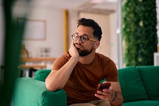 Understanding the Double Binds of Complex Trauma Recovery