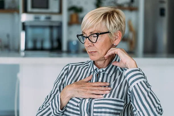 7 Signs You Are in Functional Freeze: How Complex Trauma Keeps You Stuck in Survival Mode
