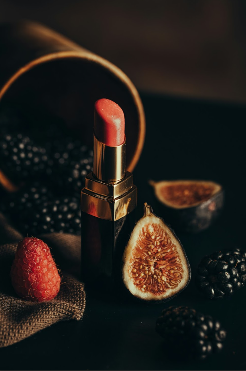 “Ode to a Tube of Lipstick” by Hannah Olson