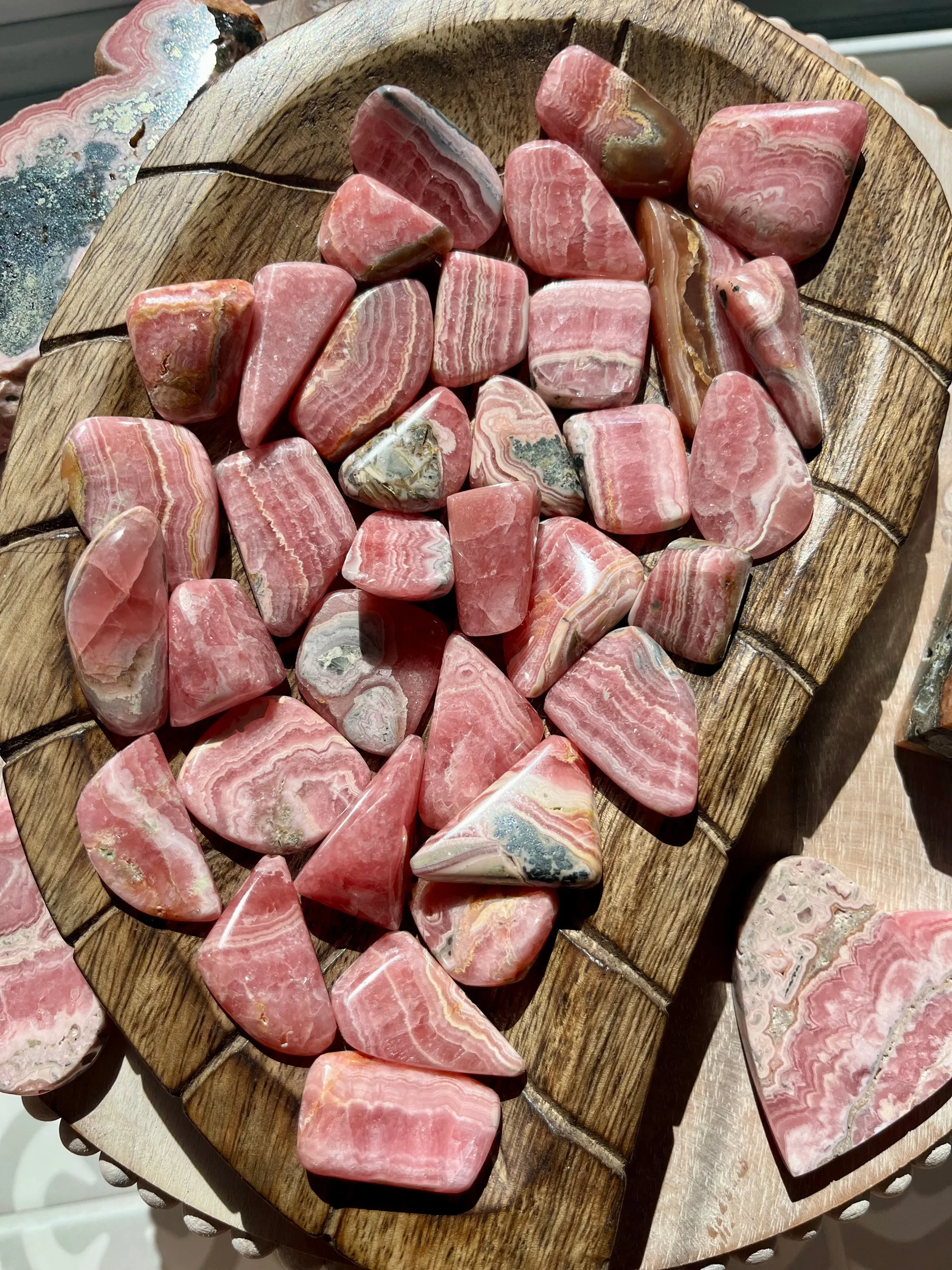 rhodichrosite tumble 3.webp