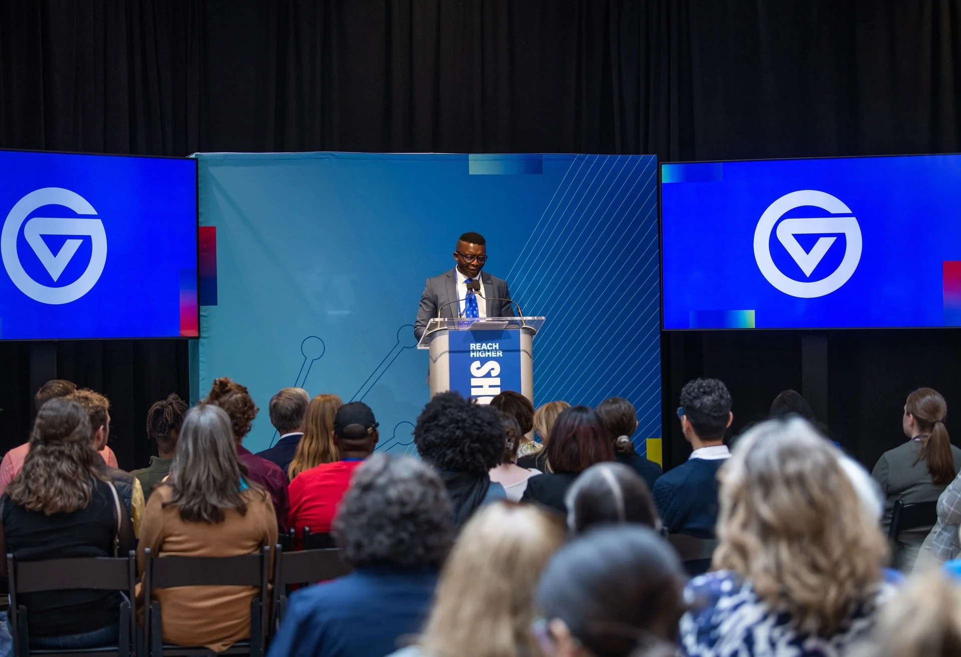 230421_ReachHigherShowcase_KSM-8042.jpeg
