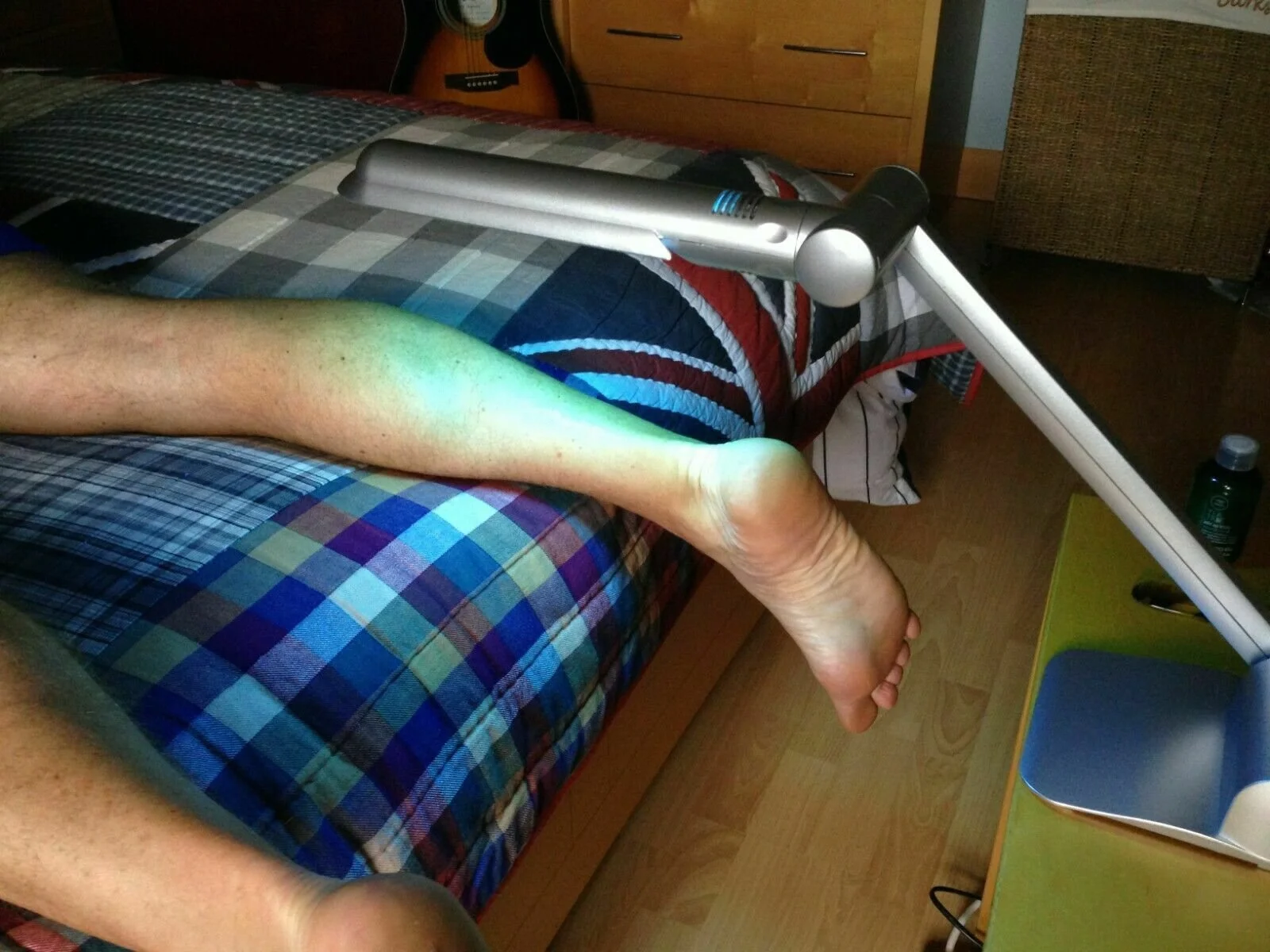 UVB Lamp e100 Flexi-Lamp - photo 7 - UVB Narrowband 311nm Psoriasis Vitiligo Phototherapy Treatment Lamps UK