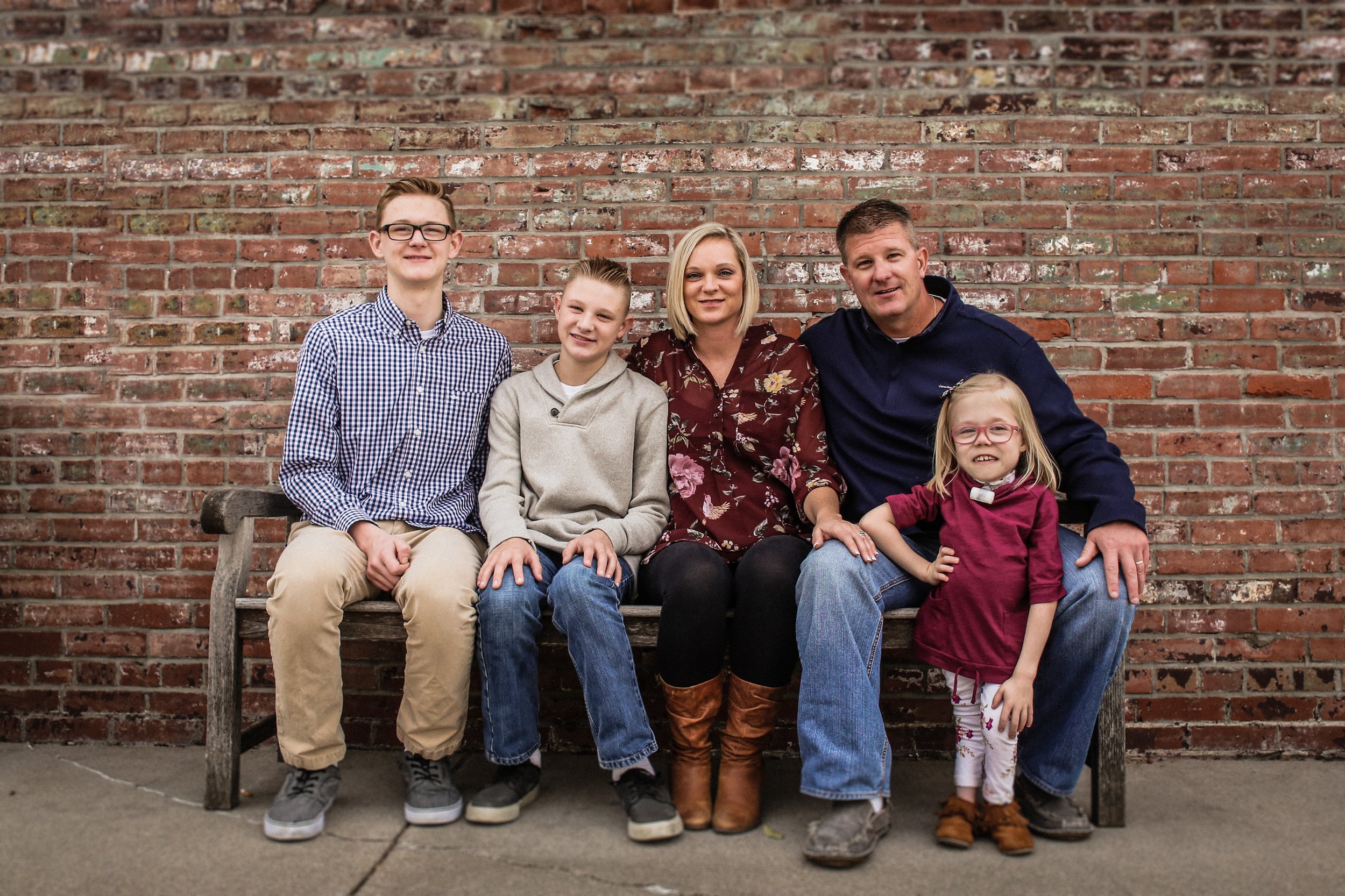 (10-29) Hanson Family Photos-342-Edit-Edit.jpg