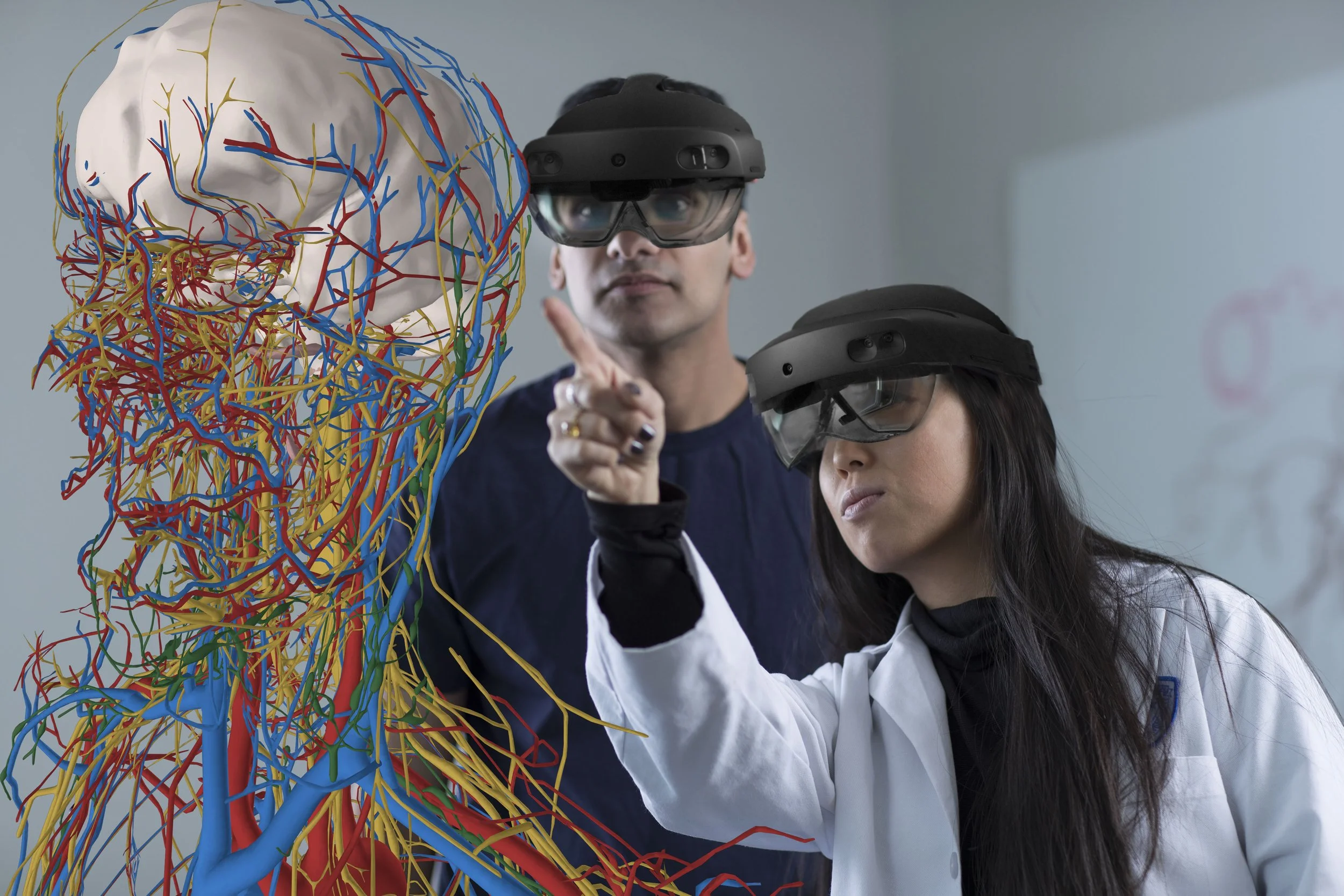 Disregard mixed reviews of mixed reality