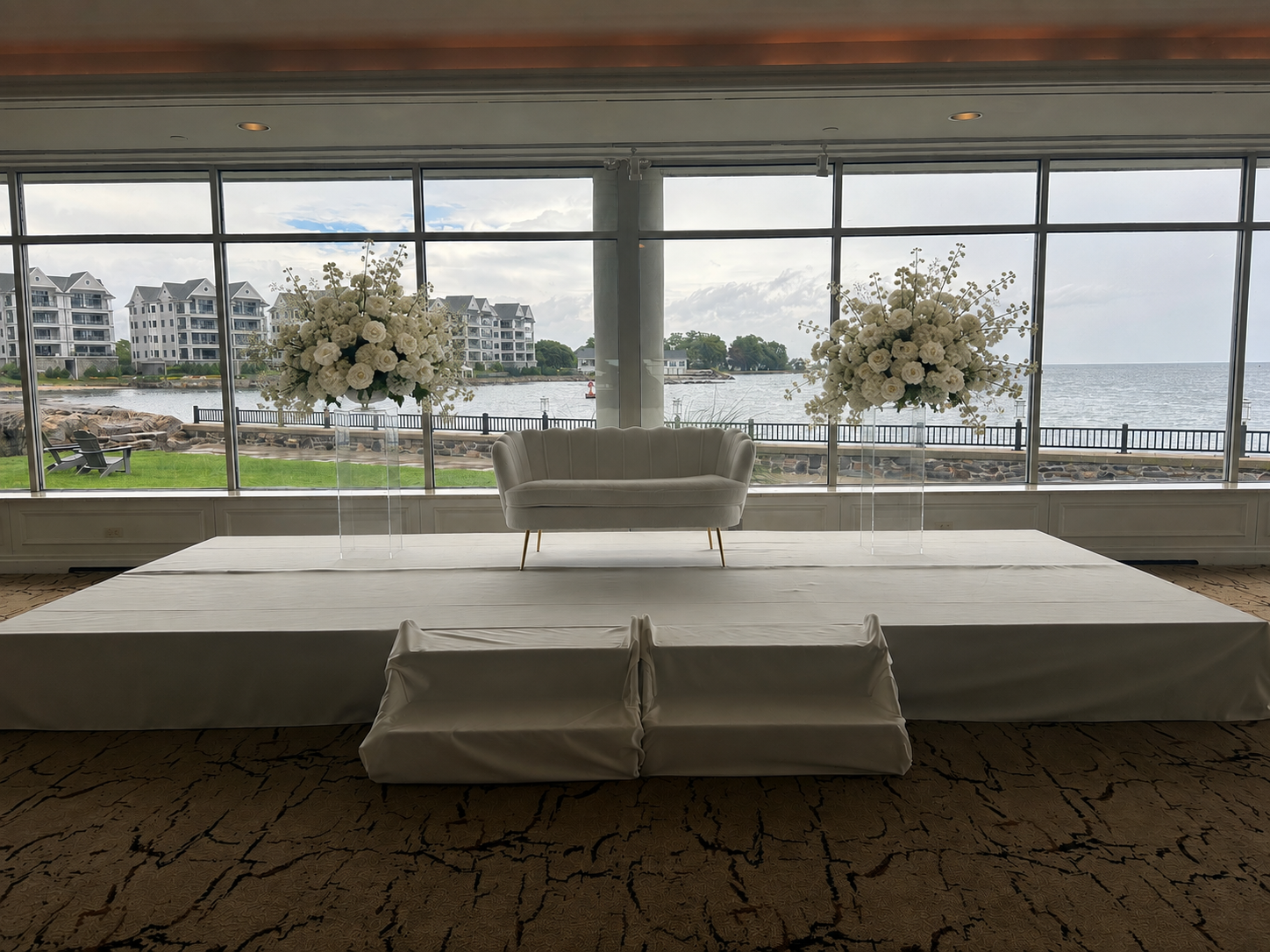 31. Glen Island Harbour Club: Terrace Room