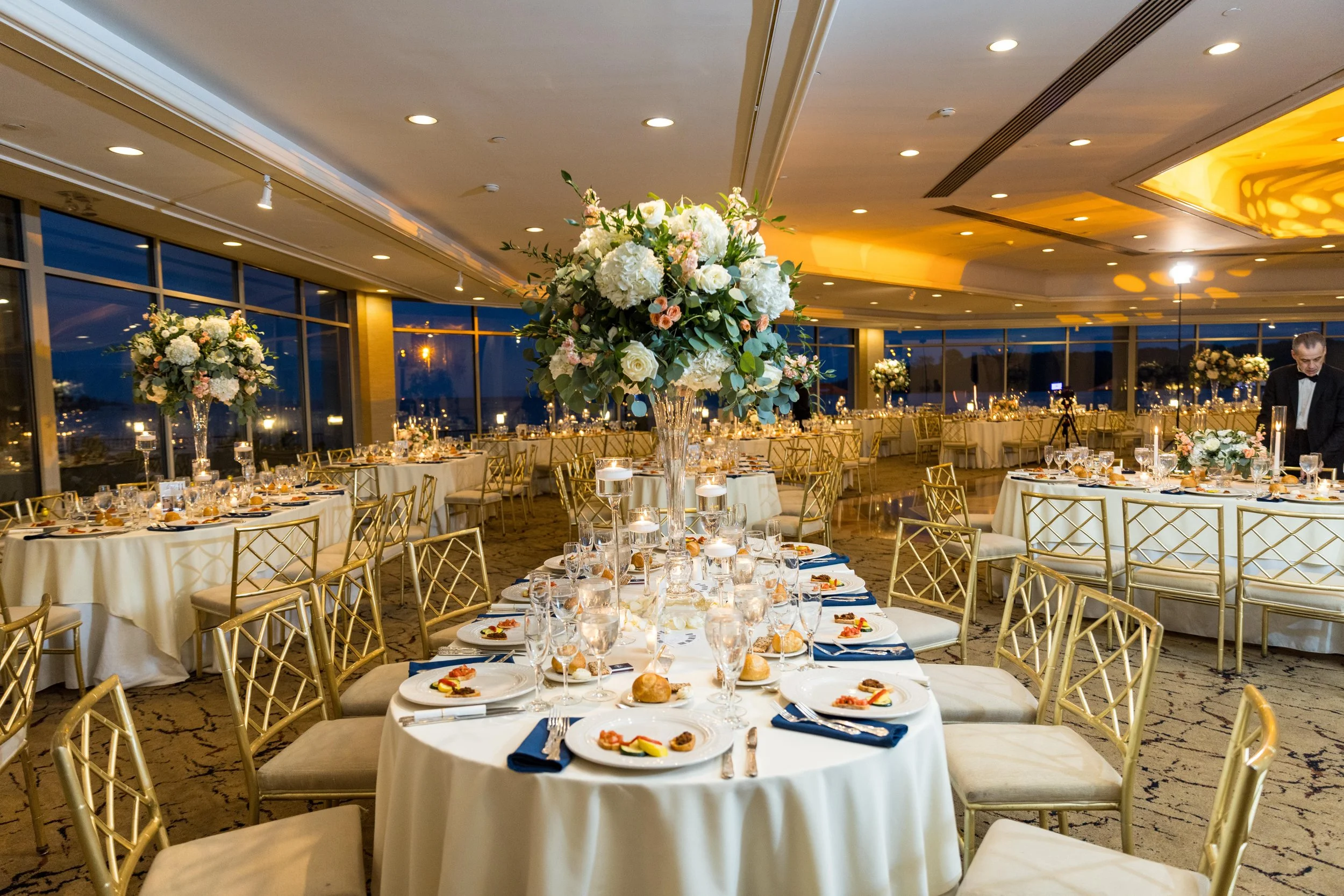 34. Glen Island Harbour Club: Terrace Room 