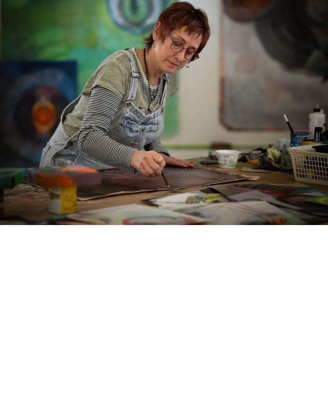 few photos from a session taken by John Crowe of Crowe's Eye Photography while at the Bside Creative Campus. #samsartorius #samsartoriusart #bsidecreativecampus #indianapolisartist #indianapolisartists #indianapolisartistphotographer #portraitsofarti