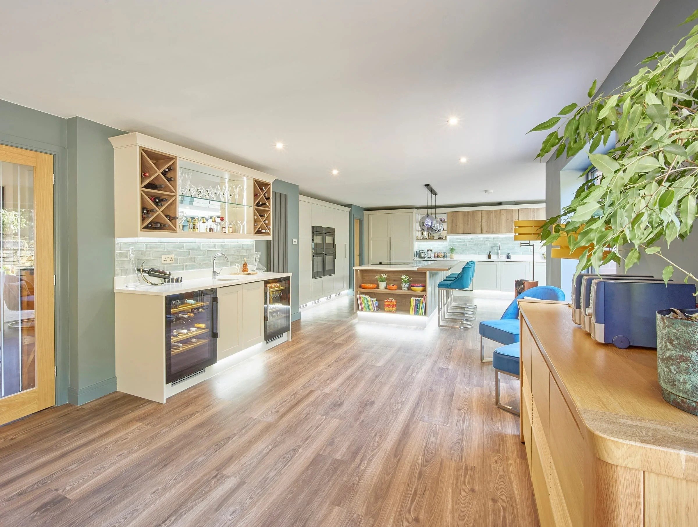 Kitchen Island Ideas: Do You Have the Space and Is It Worth It?