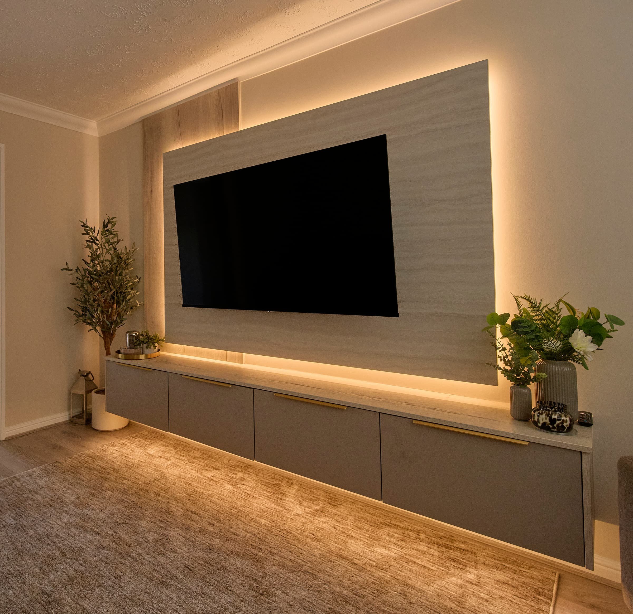 Media Wall_Royton_2.jpg