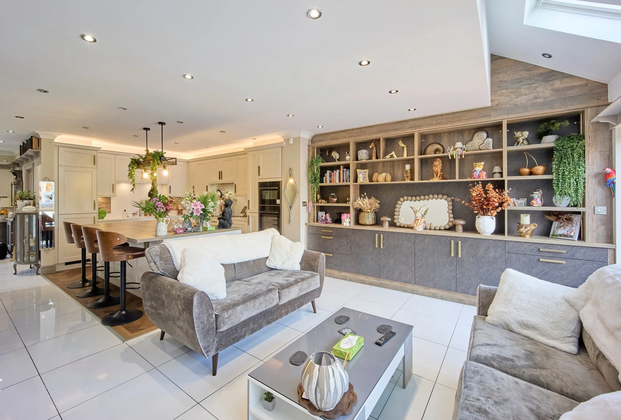 Bespoke unit_Warrington.jpg