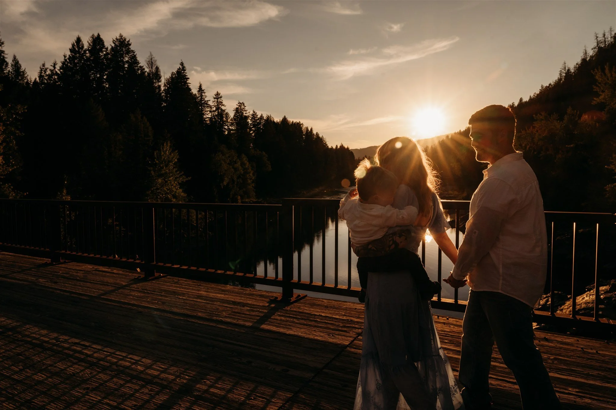 Montana-Kalispell-Whitefish-Glacier-National-Park-family-elopement-proposal-photographer-Alex-Gale-Photography-57_websize (1).jpg