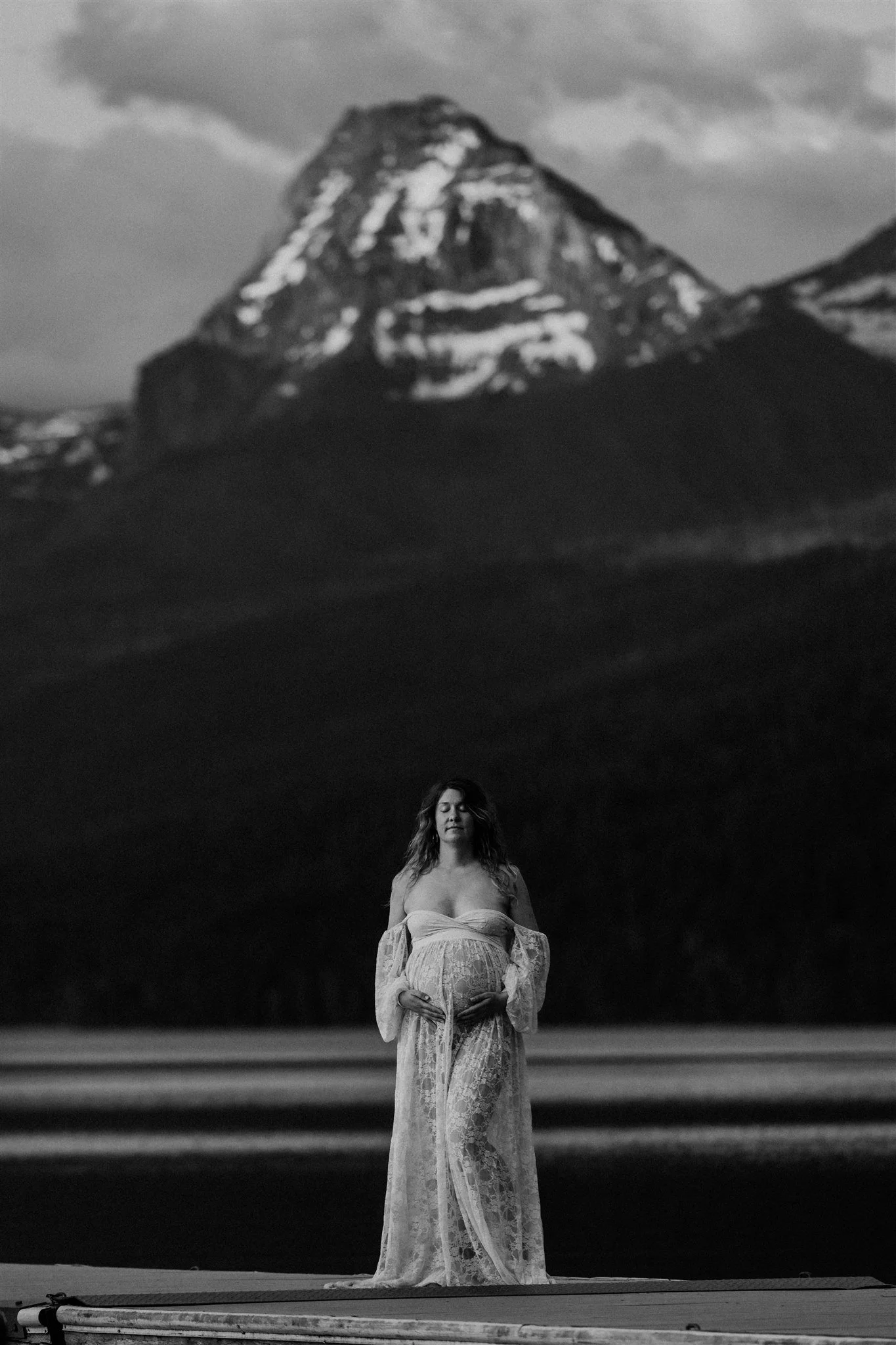 Montana-Glacier-National-Park-Maternity-Photographer-Alex-Gale-Photography-117_websize.jpg