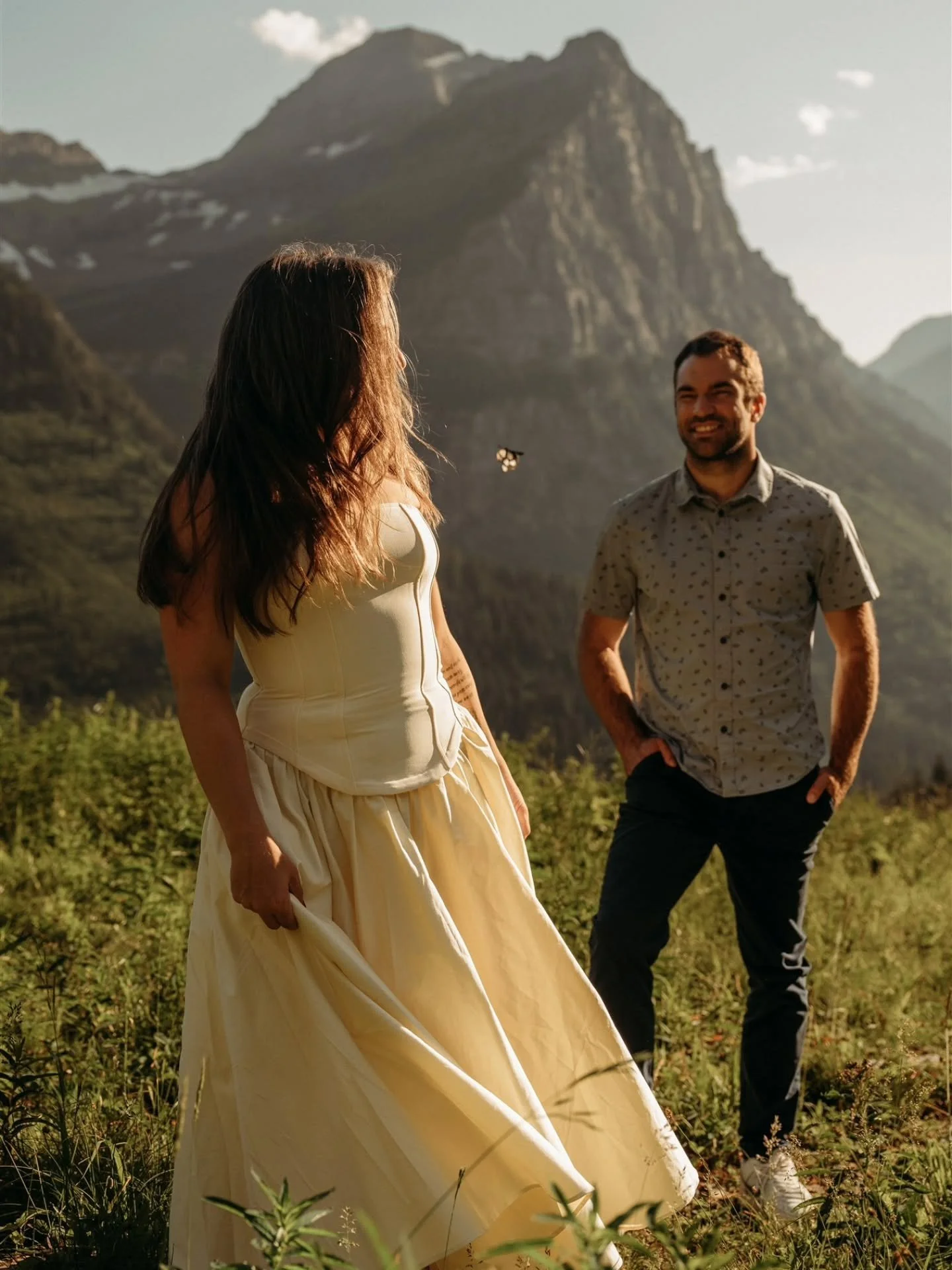 The butterfly in slide 1 is a paid actor 👏 

Gosh guys these two are the kind of people you become friends with the moment you meet them. Couples that love to laugh are just the best and Sally's appreciation for nature was ✨️chef's kiss✨️

#montanae