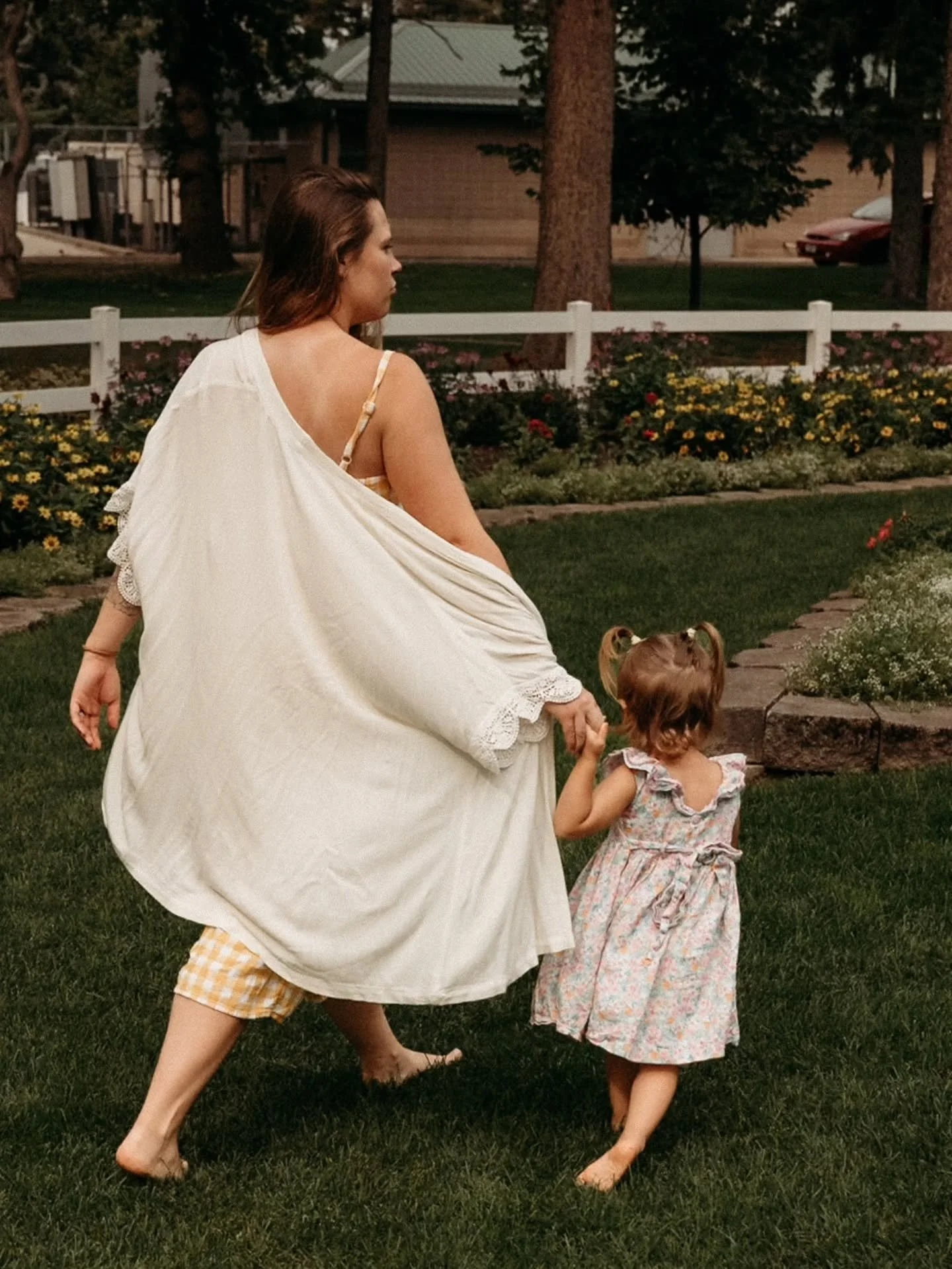 Being a momma >>> 

Also getting outside is the thing to do when everyone is cranky just sayin

#happymothersday