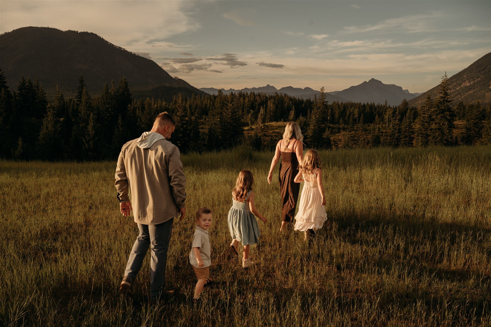 Glacier National Park, Montana family, couples, and senior photographer Alex Gale Photography