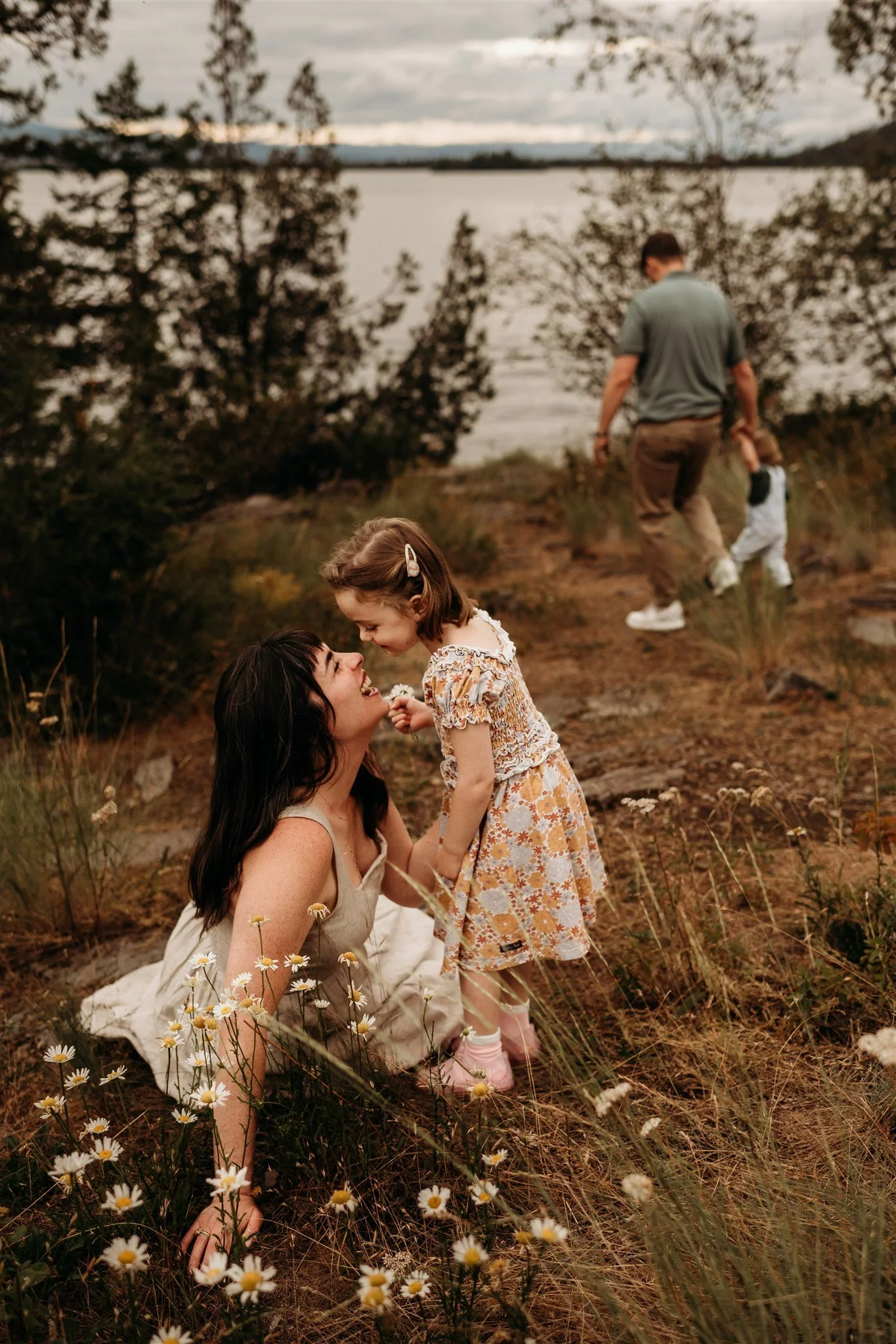 Montana-Whitefish-Glacier-National-Park-Family-Photographer-Alex-Gale-Photography-76_websize (1).jpg