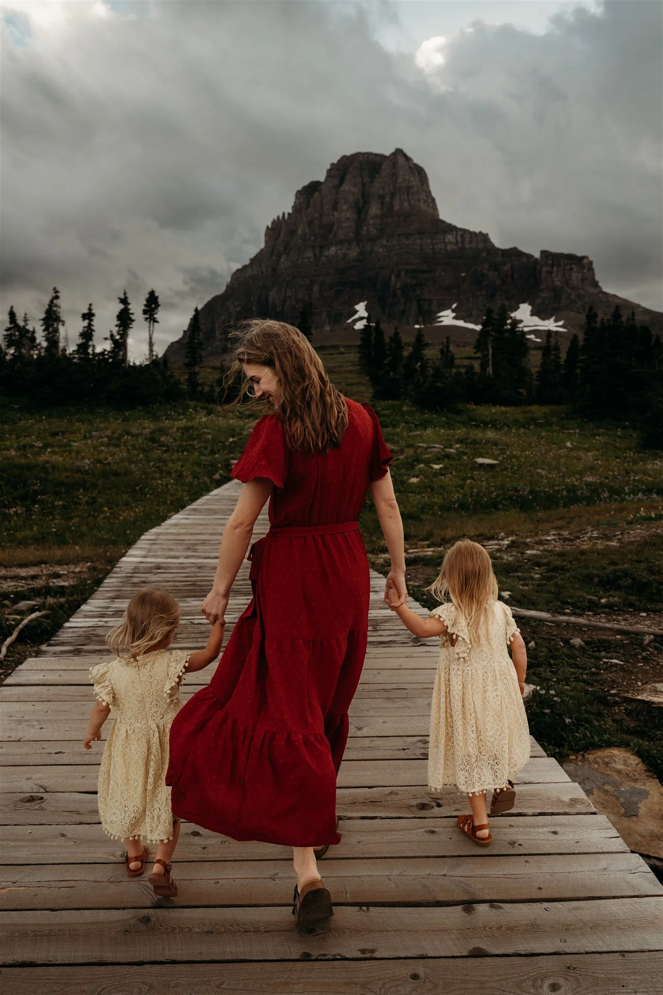Glacier National Park, Montana family, couples, and senior photographer Alex Gale Photography