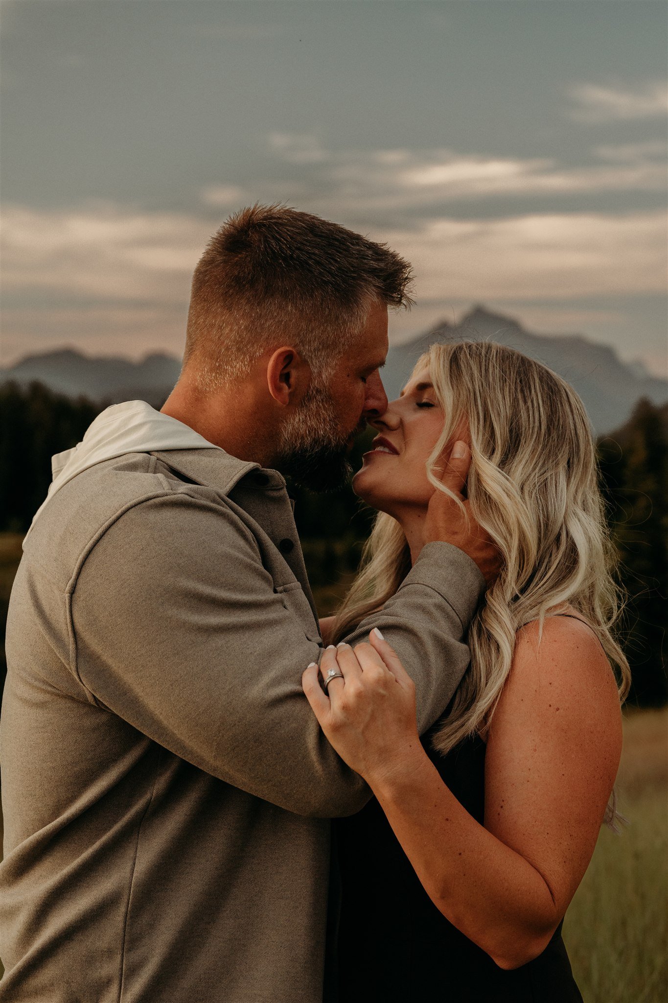 Glacier National Park, Montana couples and engagement photographer Alex Gale Photography
