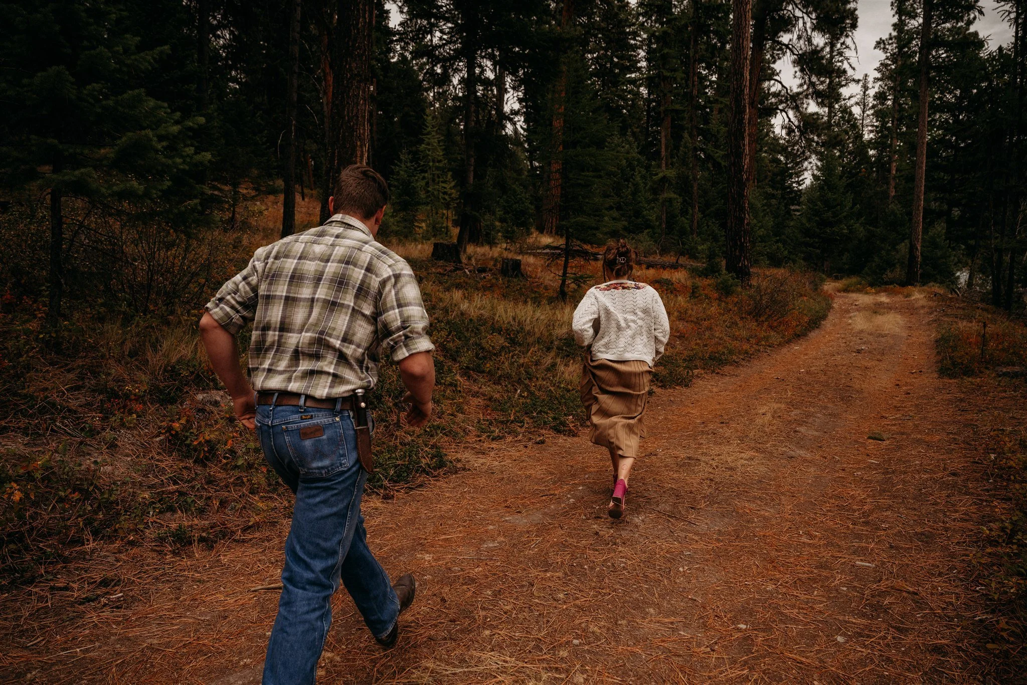 Glacier National Park, Montana couples and engagement photographer Alex Gale Photography