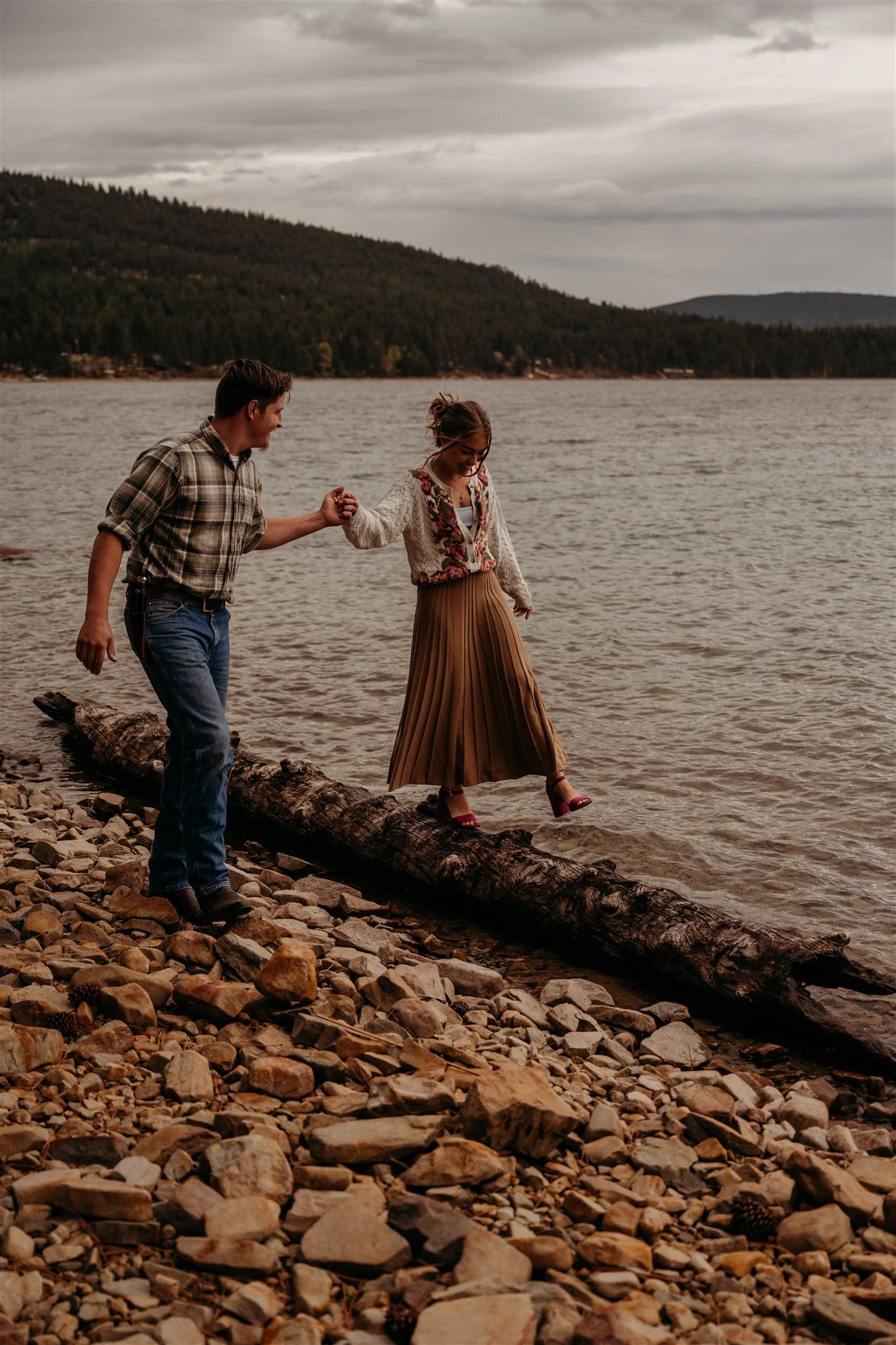 Glacier National Park, Montana couples and engagement photographer Alex Gale Photography