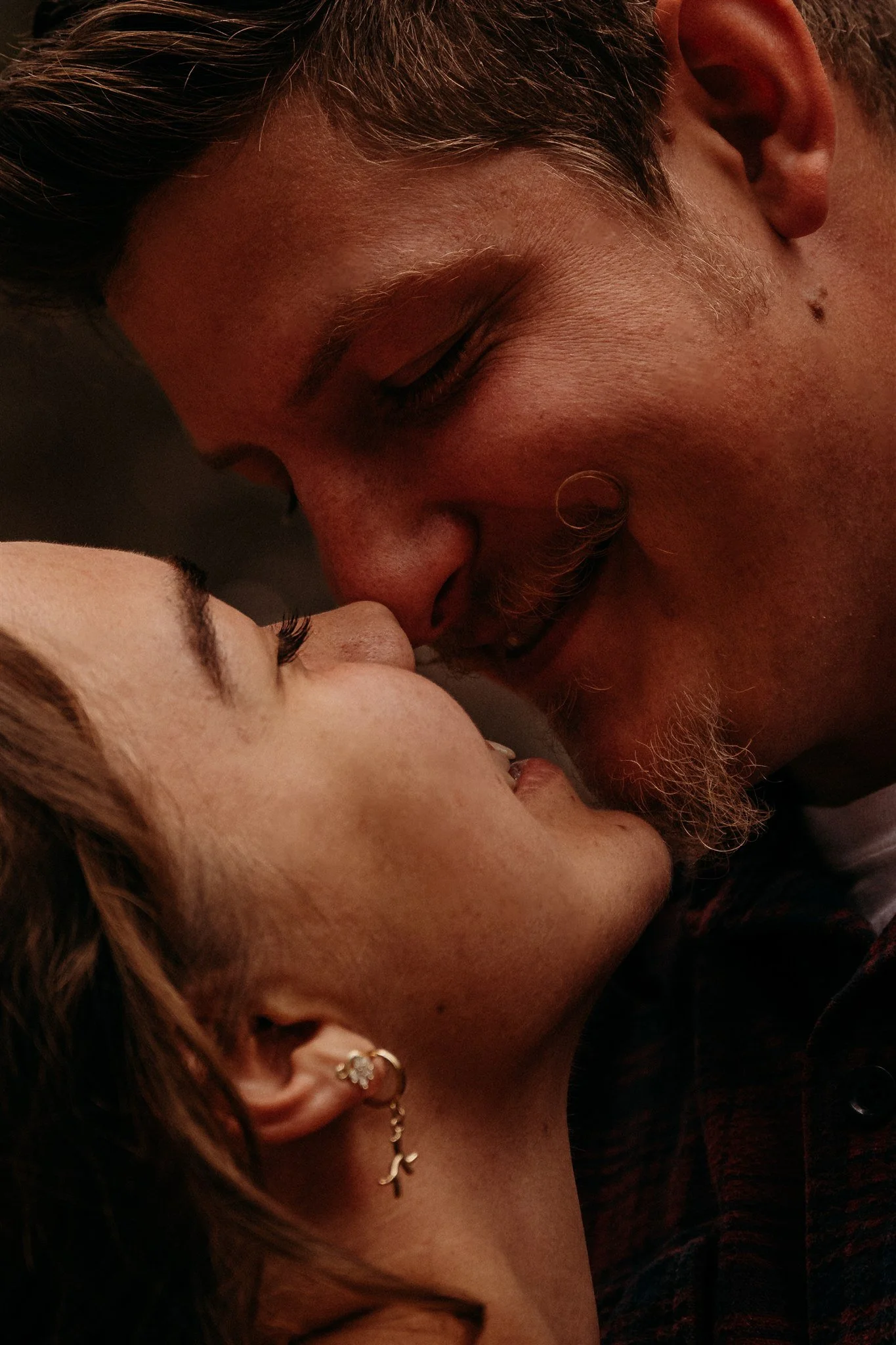 Glacier National Park, Montana couples and engagement photographer Alex Gale Photography