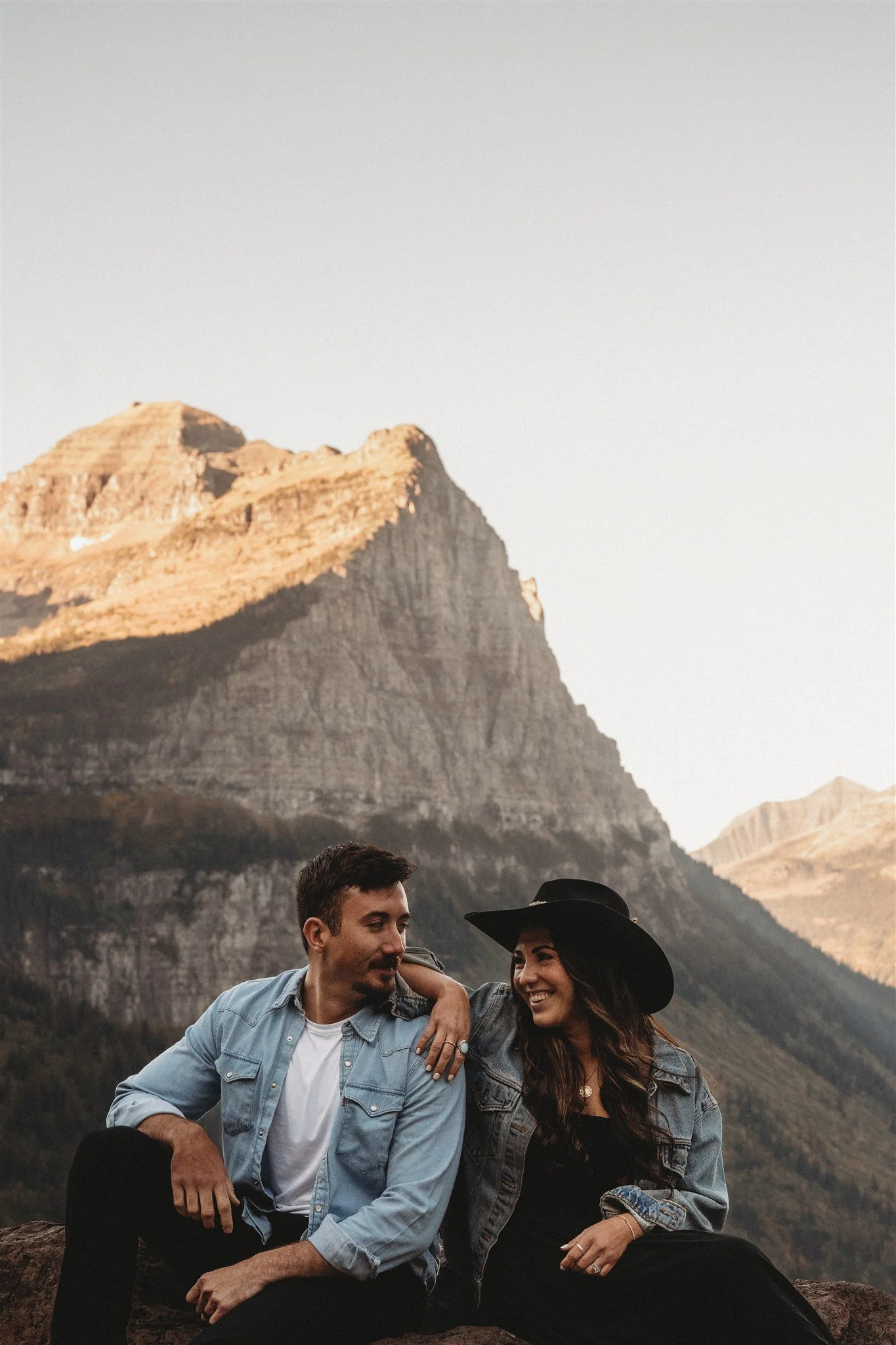 Glacier National Park, Montana couples and engagement photographer Alex Gale Photography