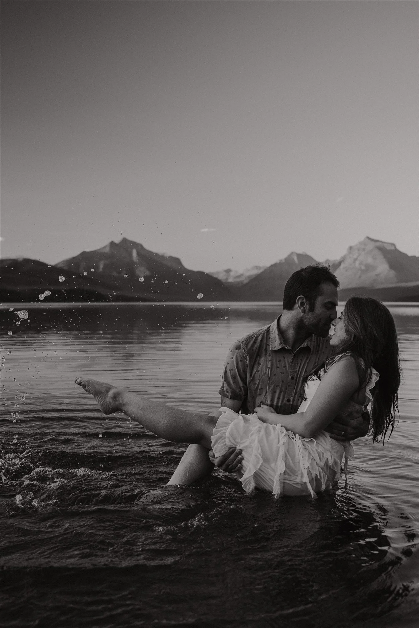 Glacier National Park, Montana couples and engagement photographer Alex Gale Photography