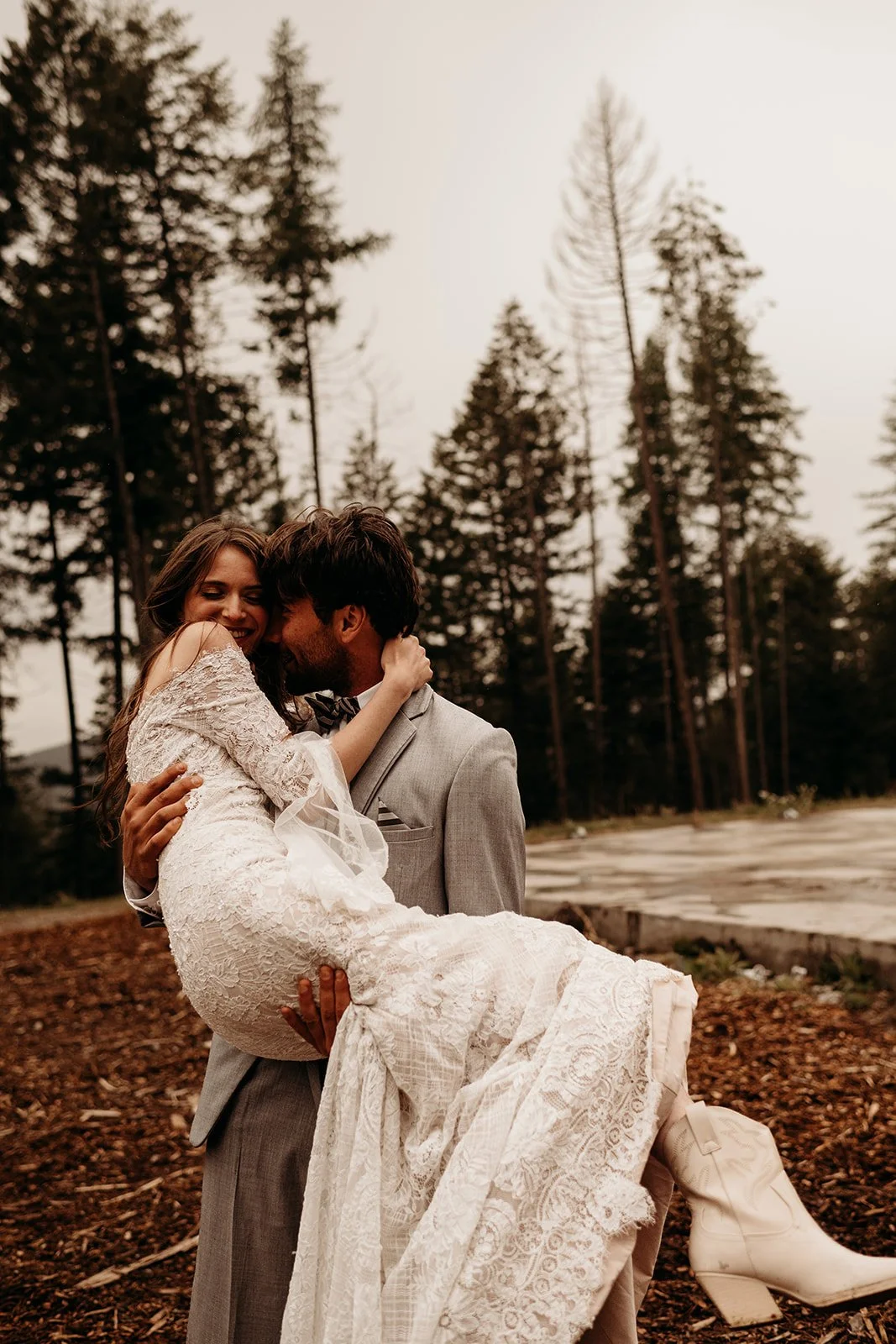 Montana and Wyoming Wedding and Elopement Photography by Alex Gale Photography