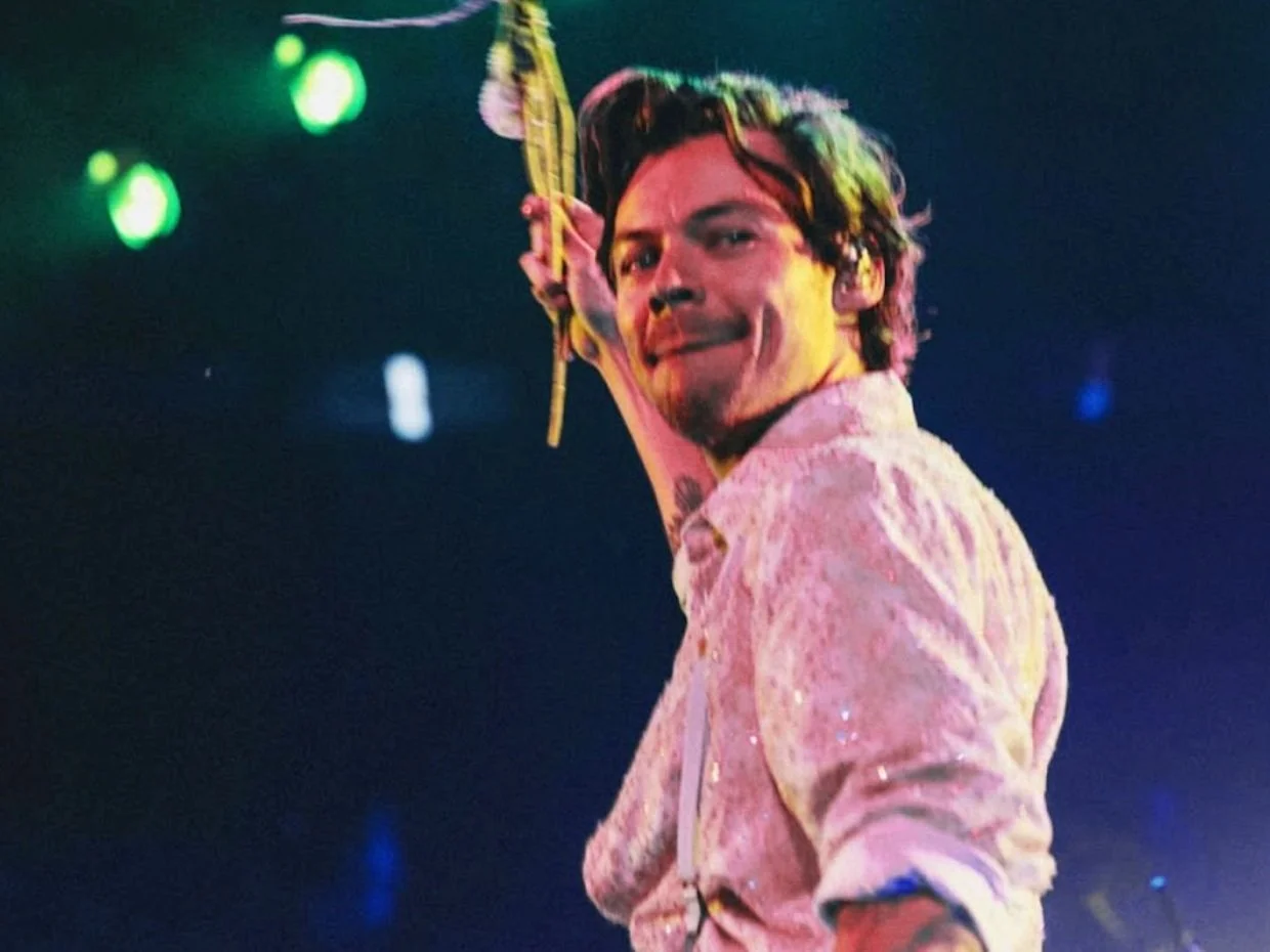 Love on Tour, Forever