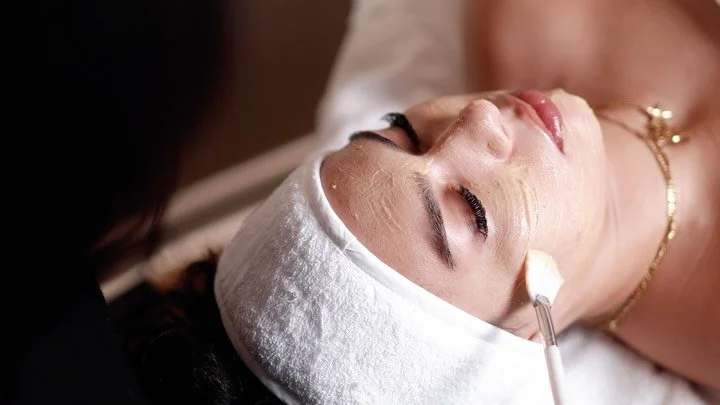 Capturing the essence of @lvxbeautymedspa, calm, luxury, and glow in every frame.

A brand that makes premium feel effortless. ✨

#TheResolutionCA #LVXBeauty #BeautyBranding #MedSpaContent #PremiumVisuals