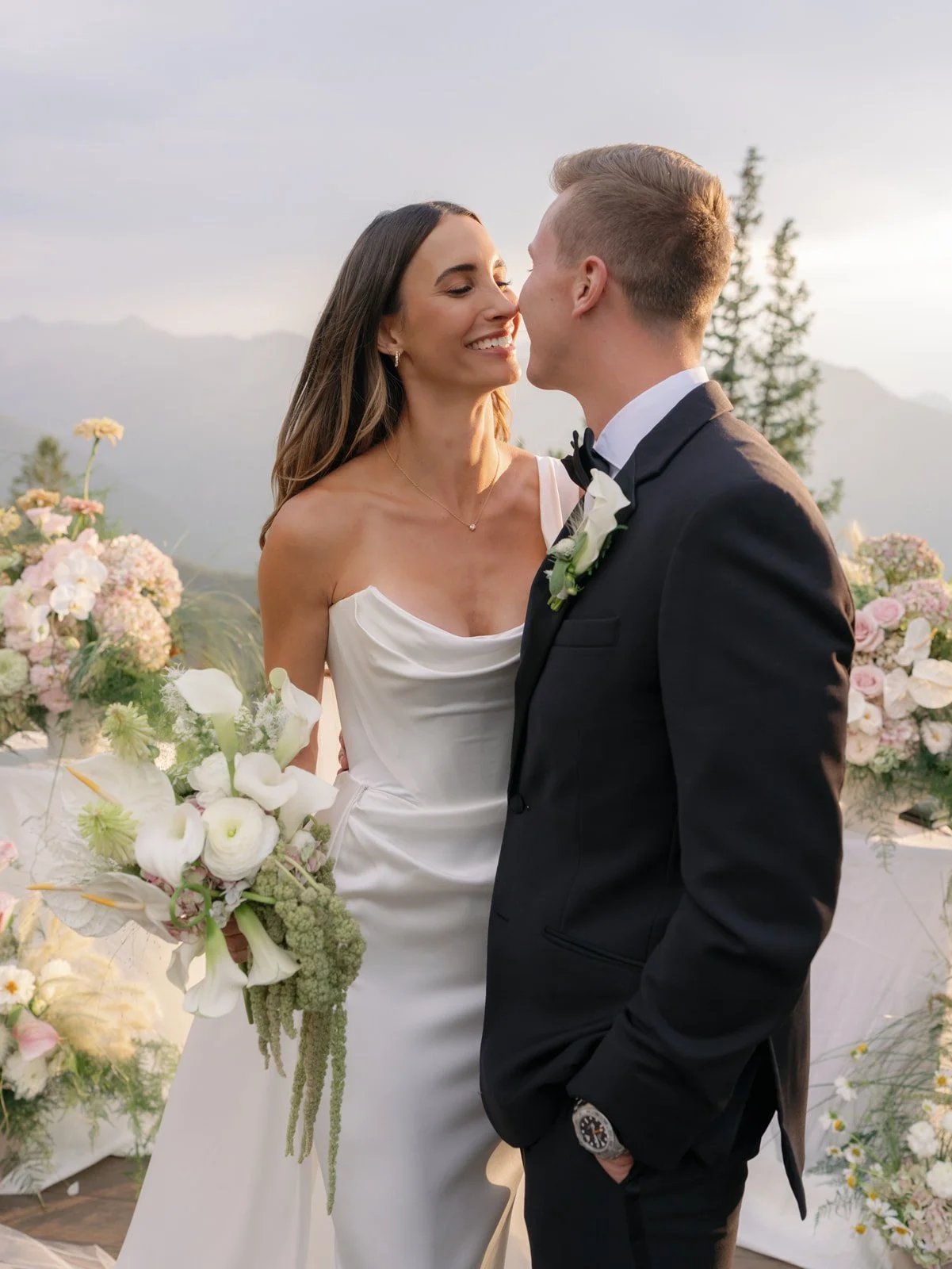 8.9-Lauren-Trevor-The-Little-Nell-Wedding-Previews-51_websize.jpg