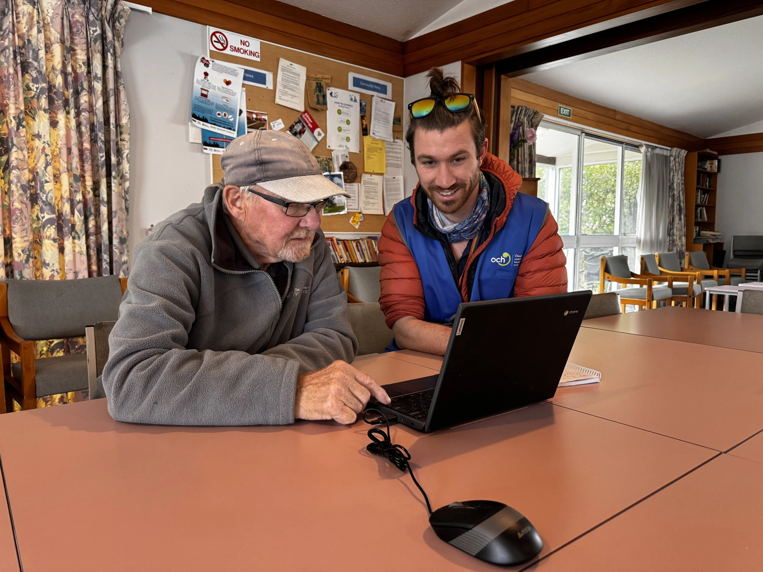 OCHT's digital coaching advisor helps a client