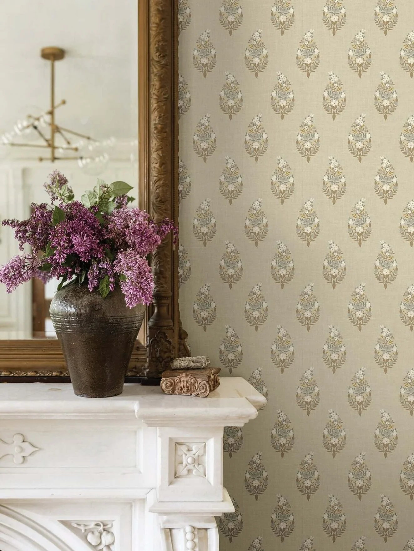 Looking for a spring refresh? 🌿 Wallpaper is having a moment &mdash; from soft, subtle textures to bold statement prints. It&rsquo;s such a beautiful way to bring character + personality into your space. 

We have 50+ books to browse in store (and y