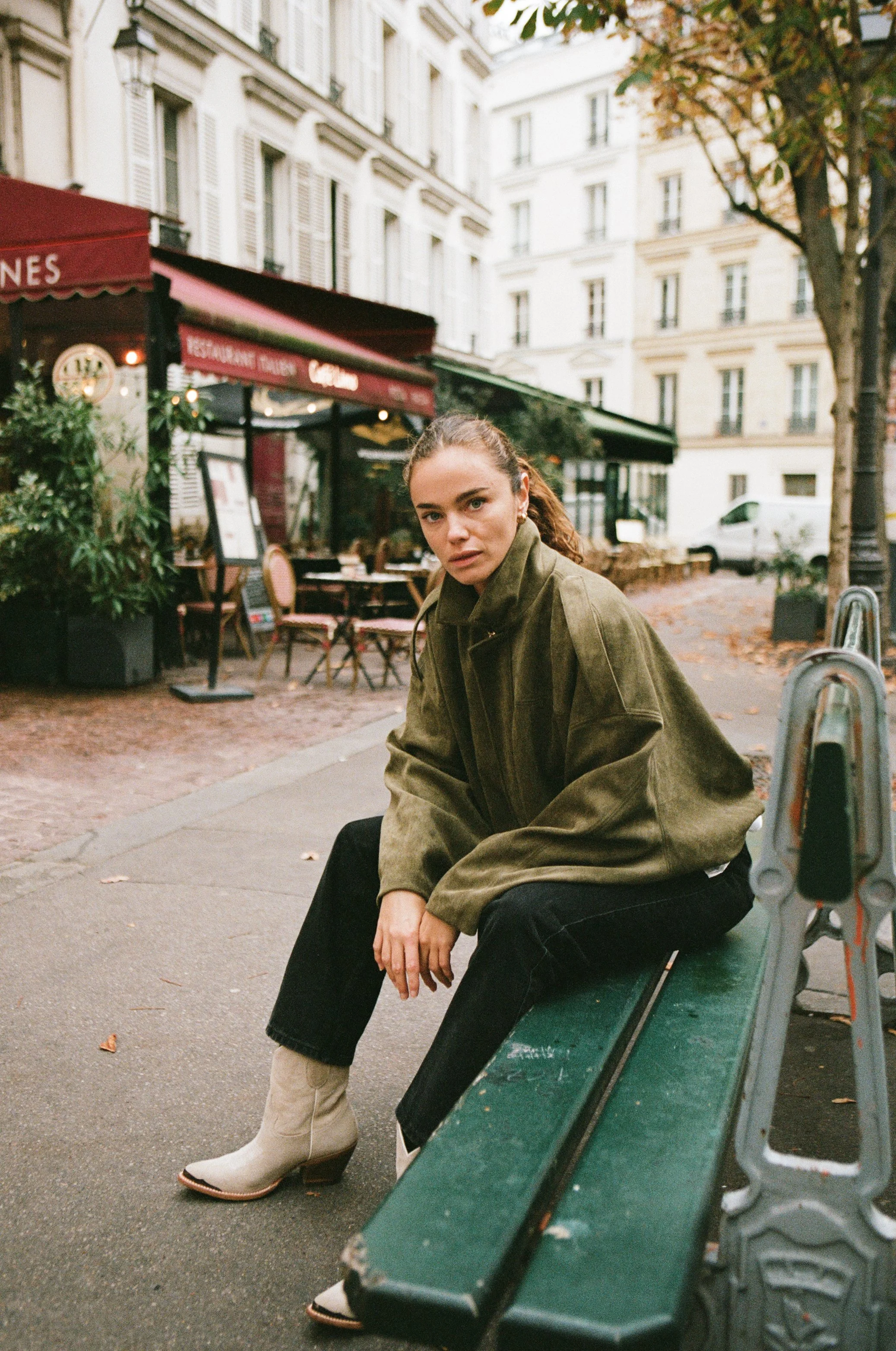 000003000033 copy.JPG