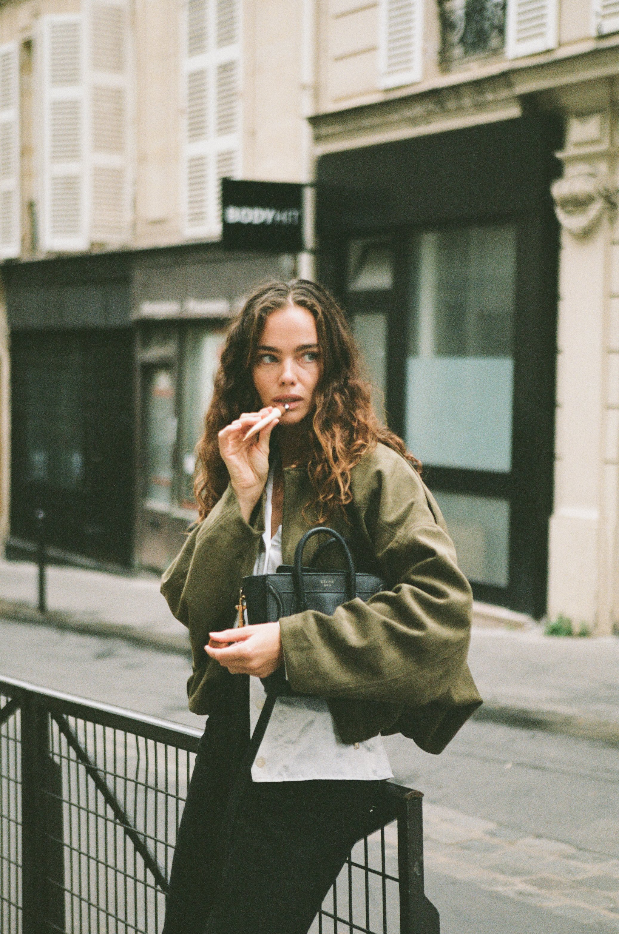 000003050016 copy.JPG